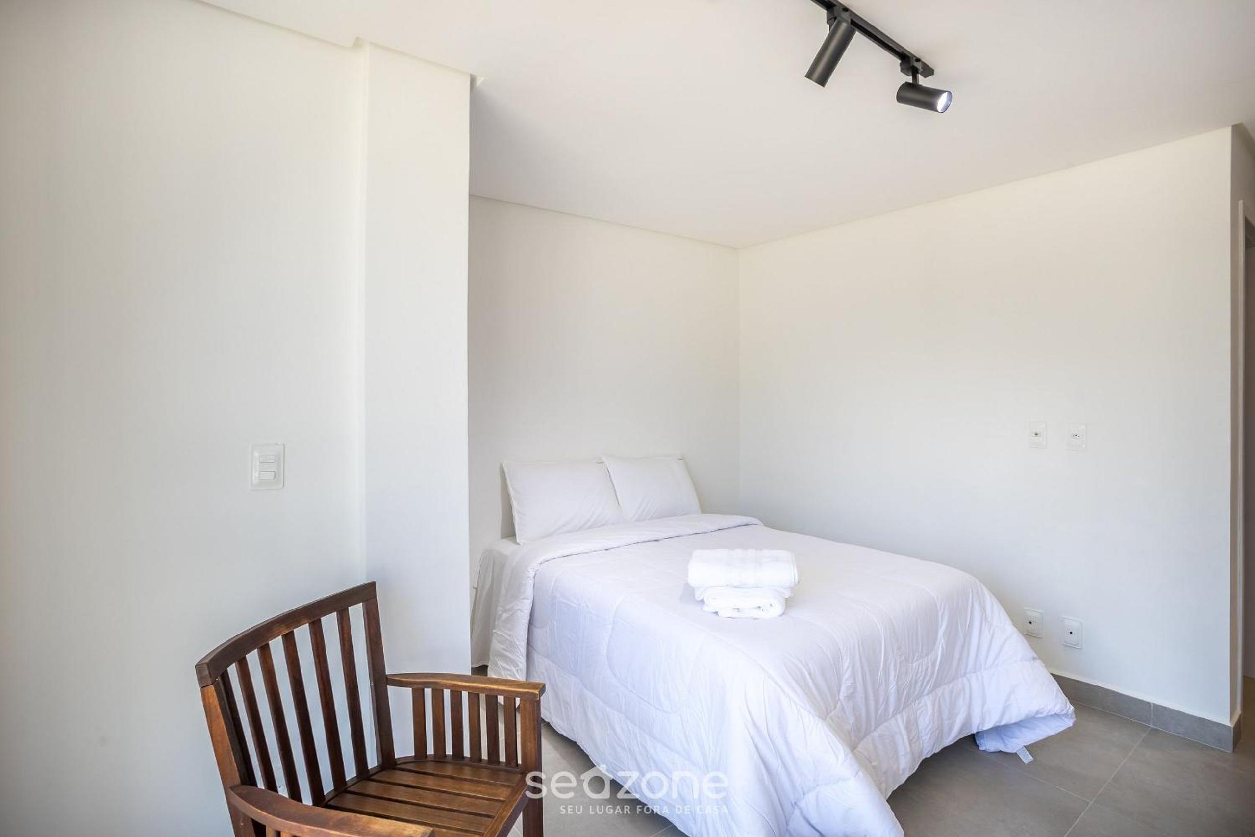 NLU - Full-featured condominium at Marceneiro Beach
