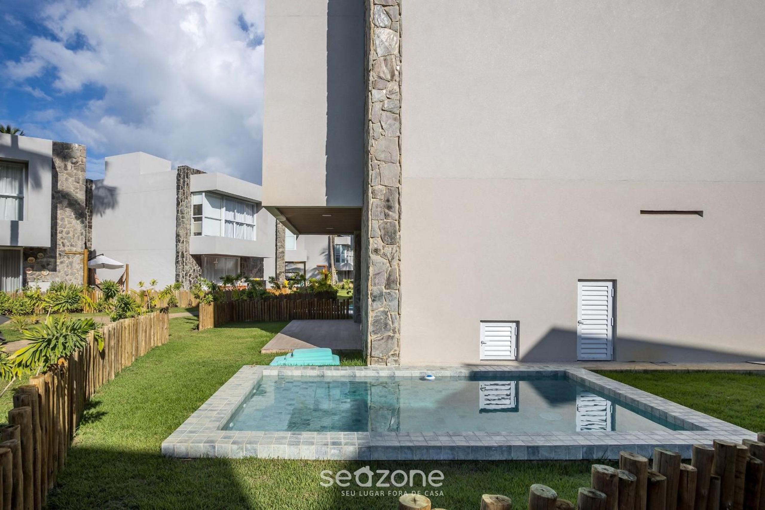 NLU - Full-featured condominium at Marceneiro Beach