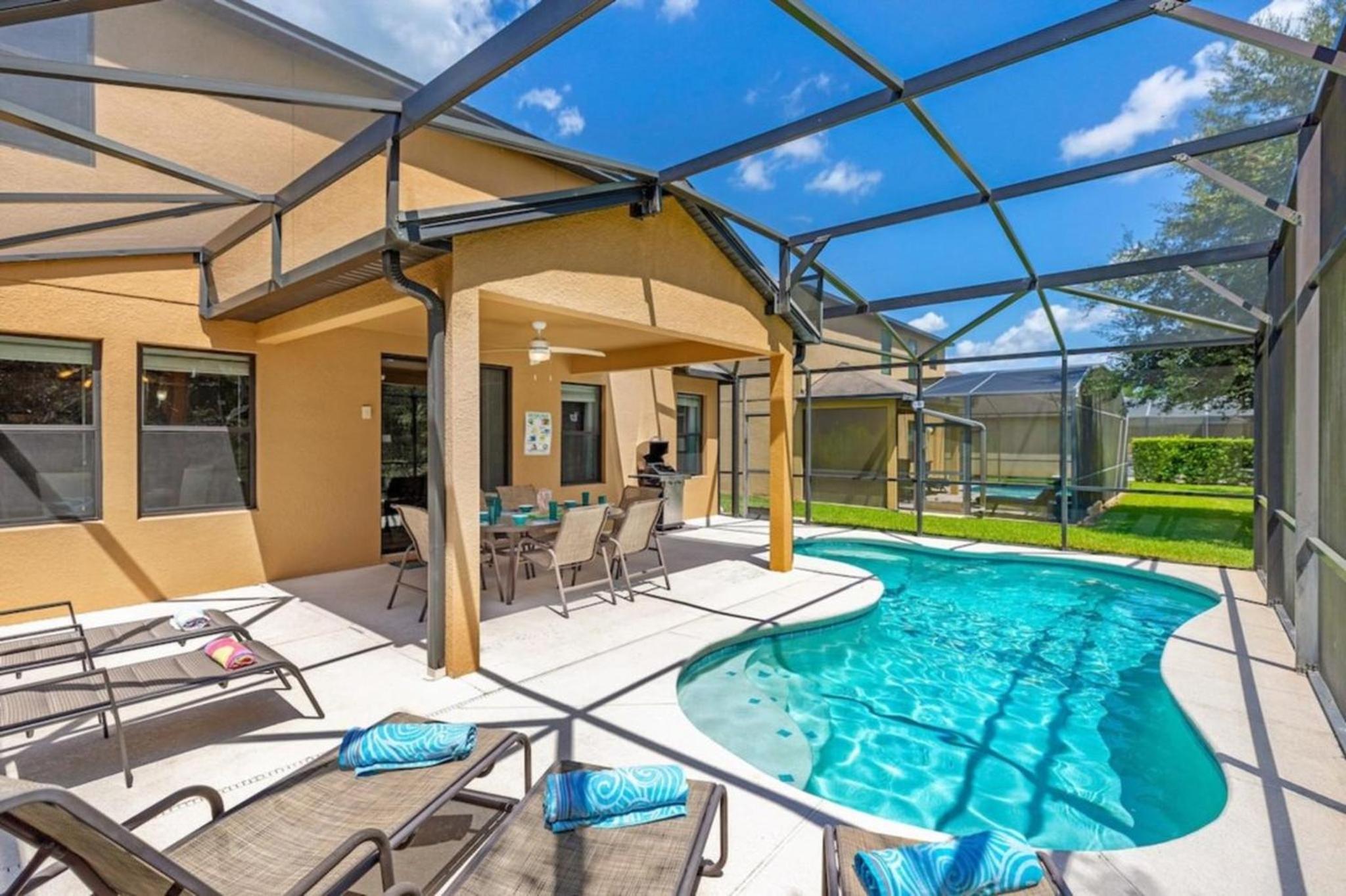 Lux Escape: Private Pool, Game Room & Near Disney