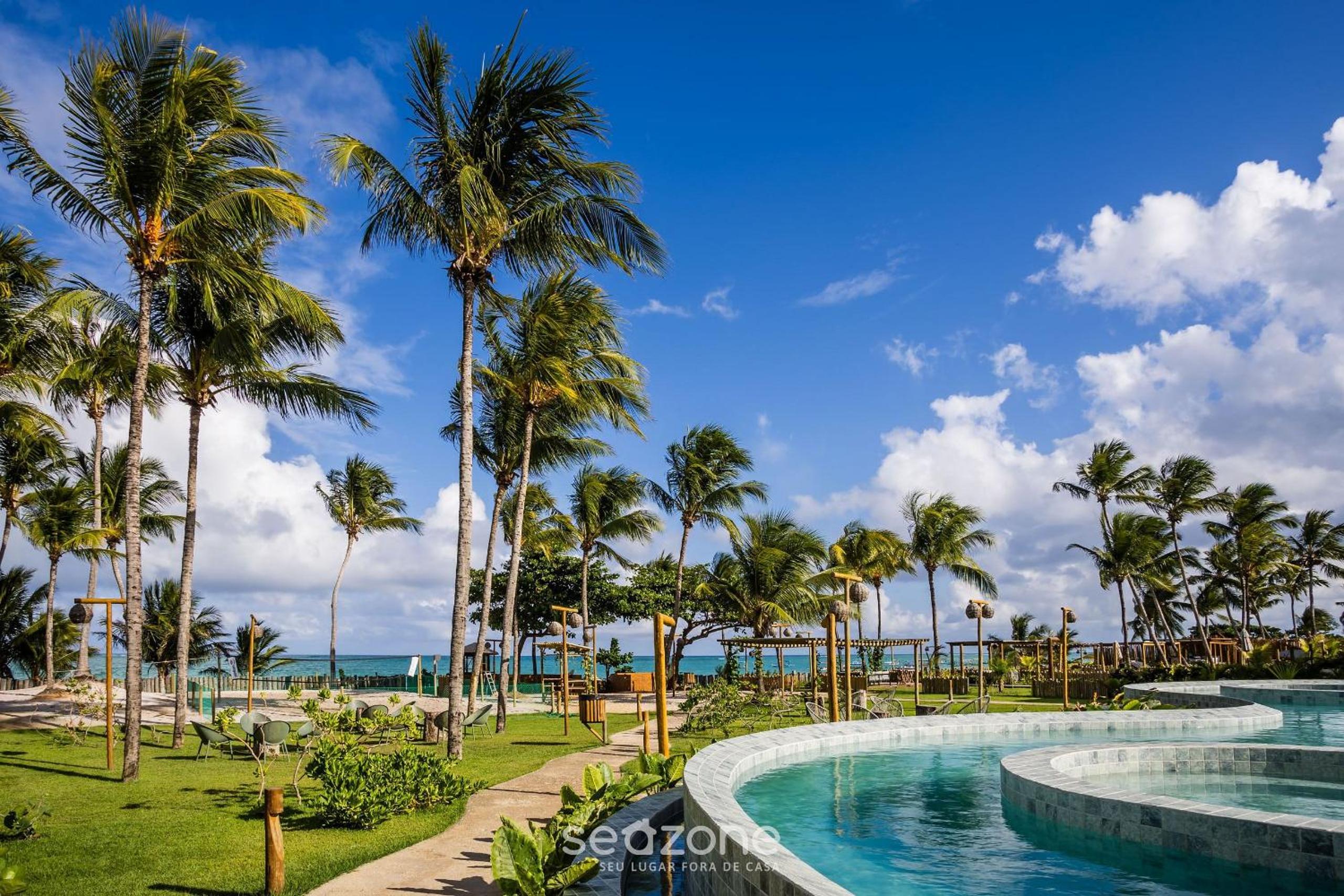 NLU - Full-featured condominium at Marceneiro Beach