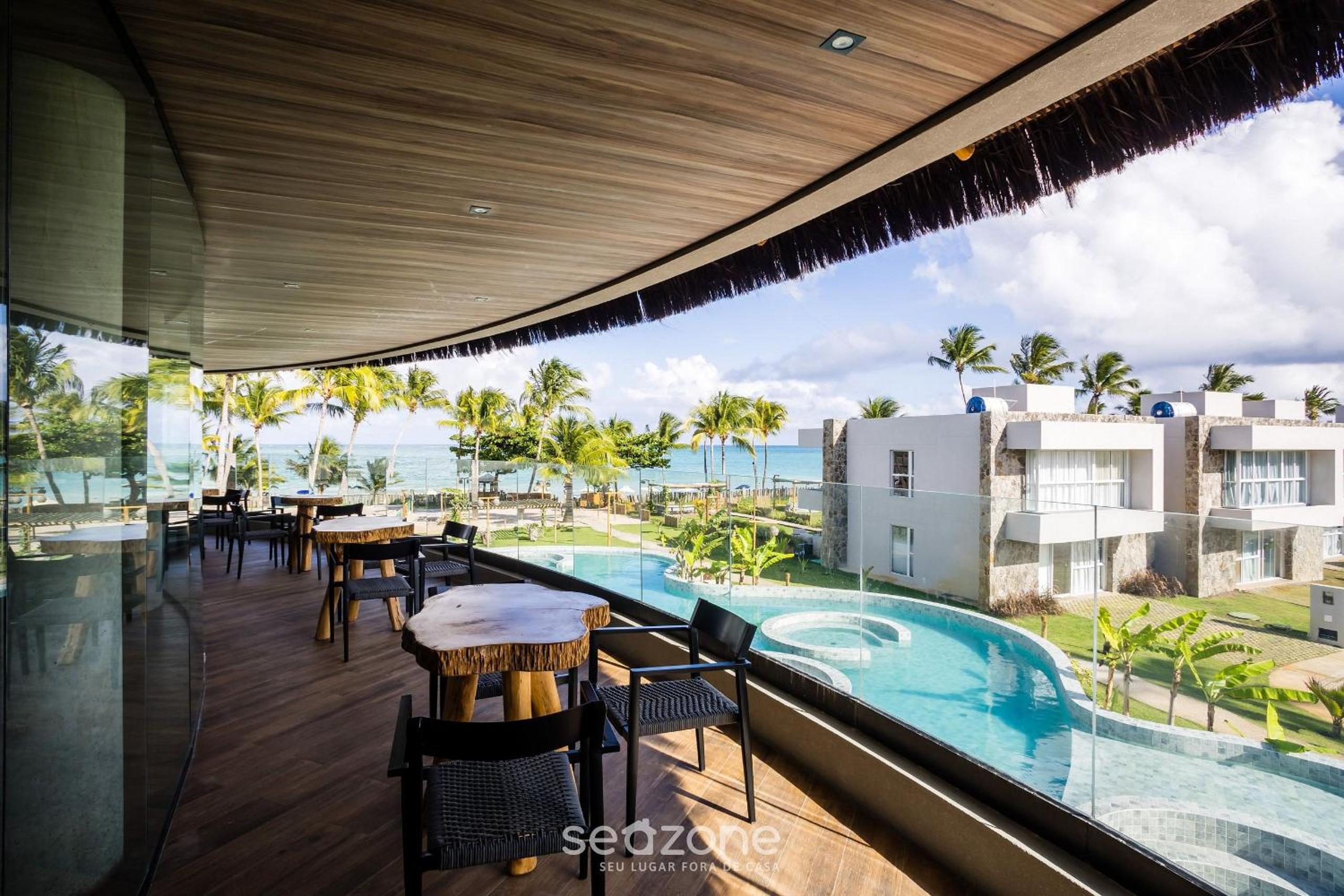 NLU - Full-featured condominium at Marceneiro Beach