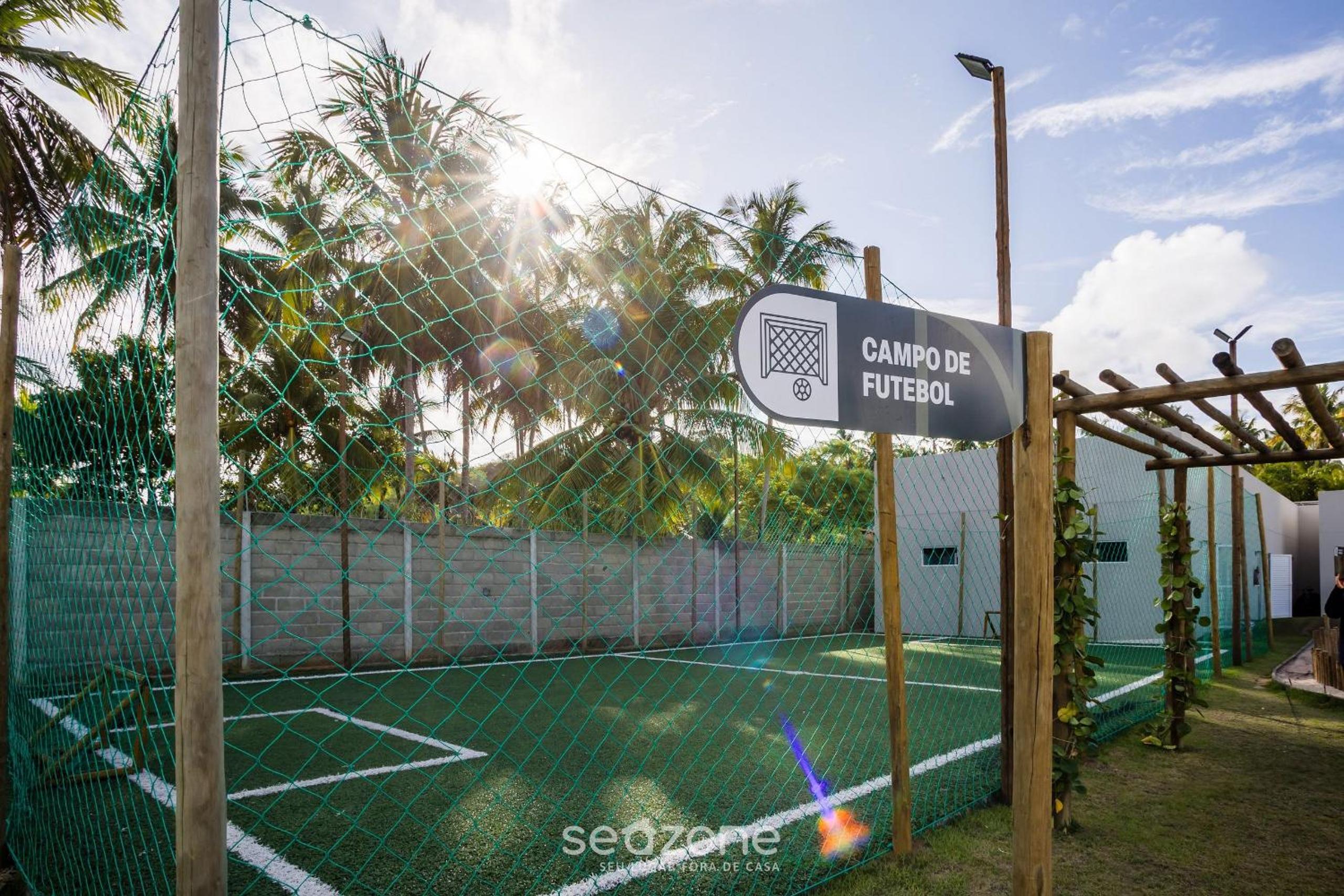 NLU - Full-featured condominium at Marceneiro Beach