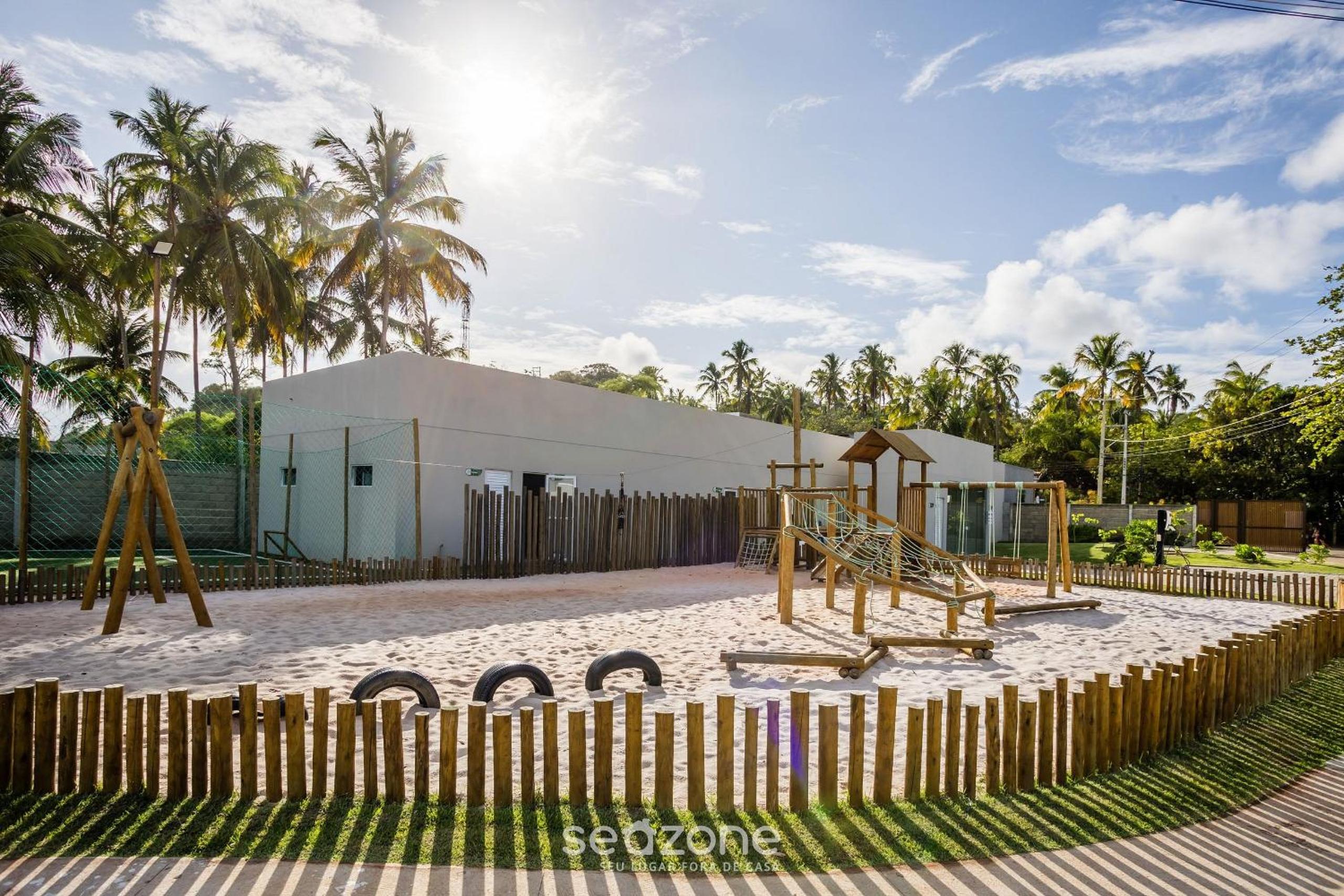 NLU - Full-featured condominium at Marceneiro Beach