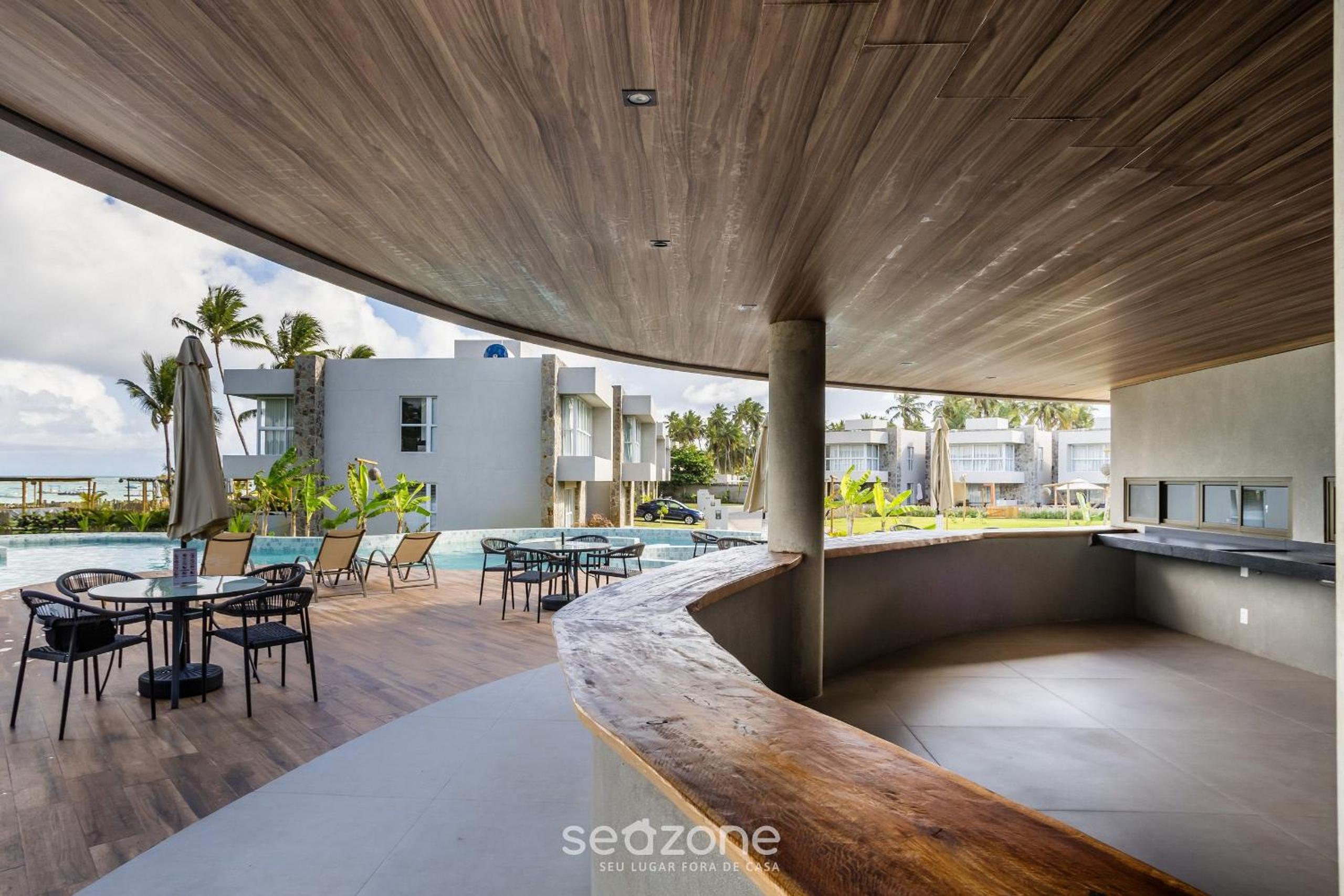 NLU - Full-featured condominium at Marceneiro Beach