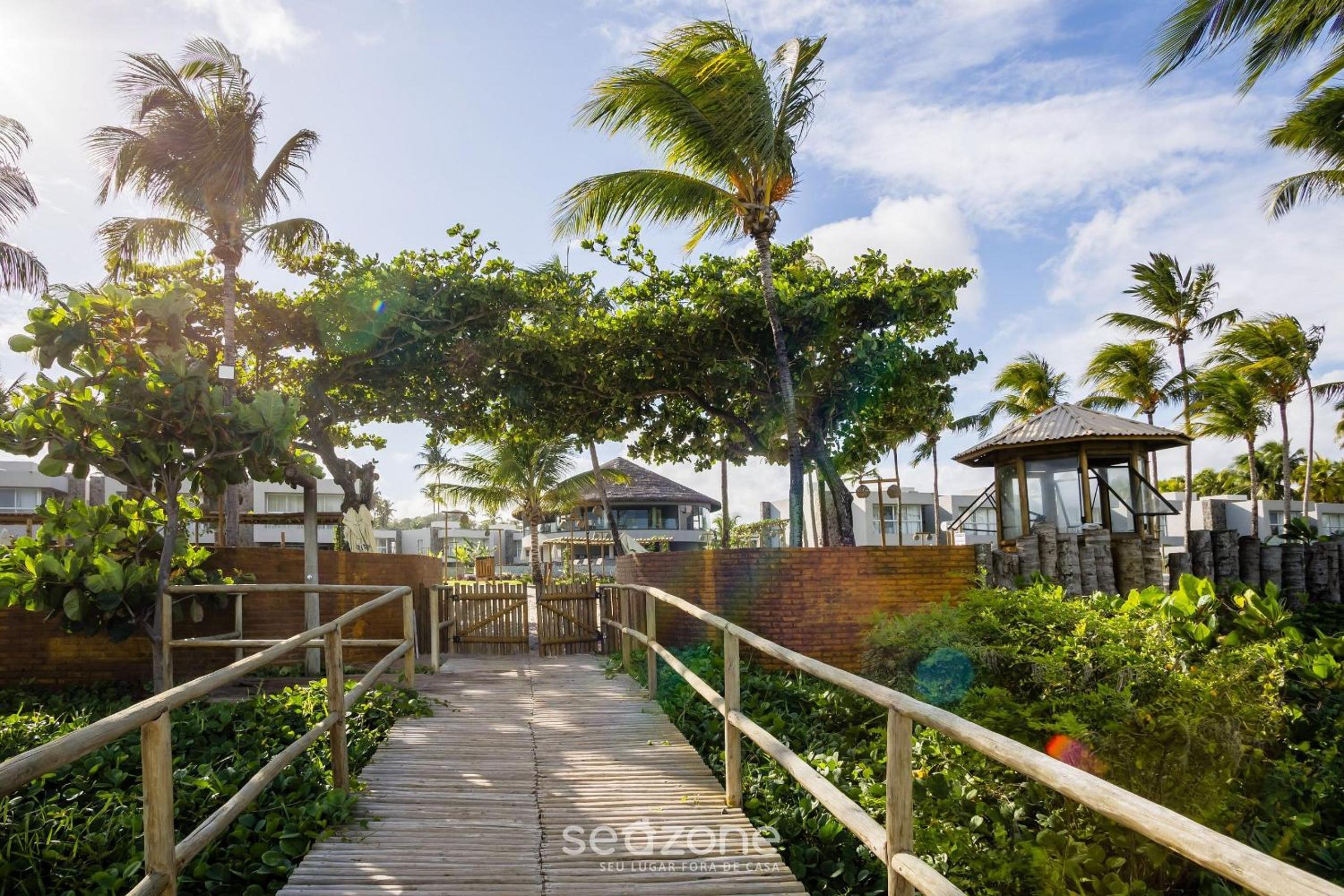 NLU - Full-featured condominium at Marceneiro Beach