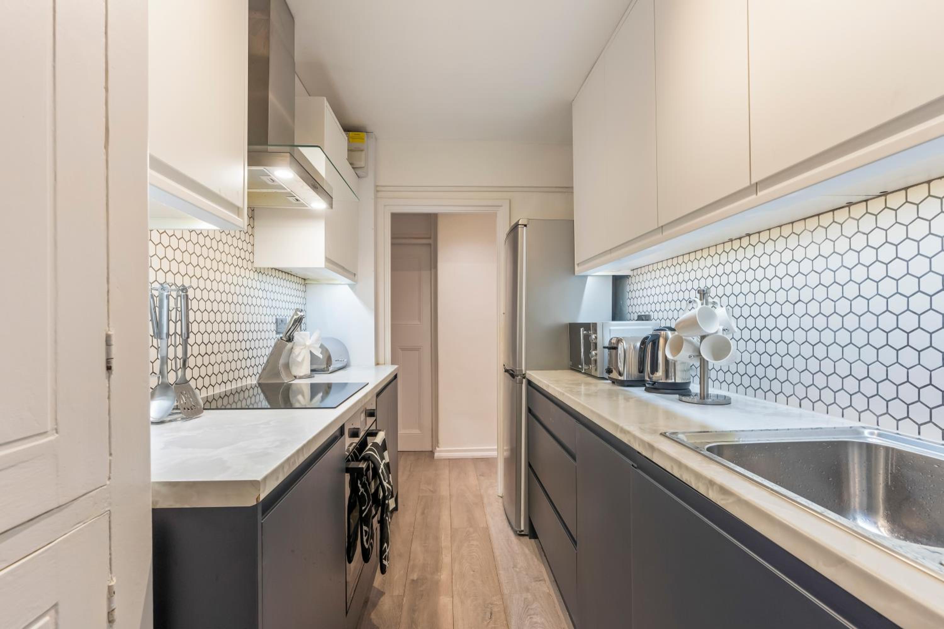 Stylish 2Bed Apartment Fulham, Wifi, Parking