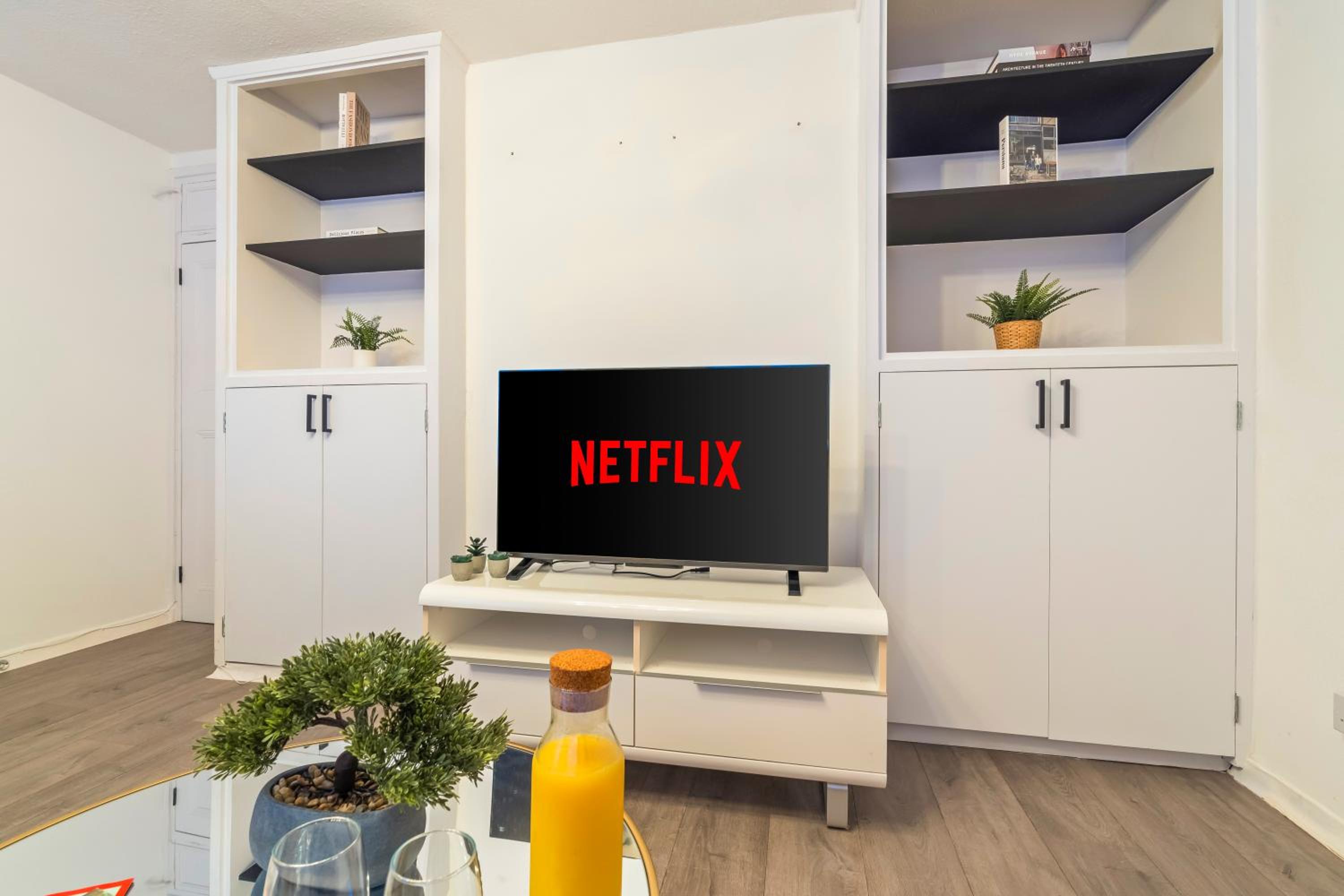 Stylish 2Bed Apartment Fulham, Wifi, Parking
