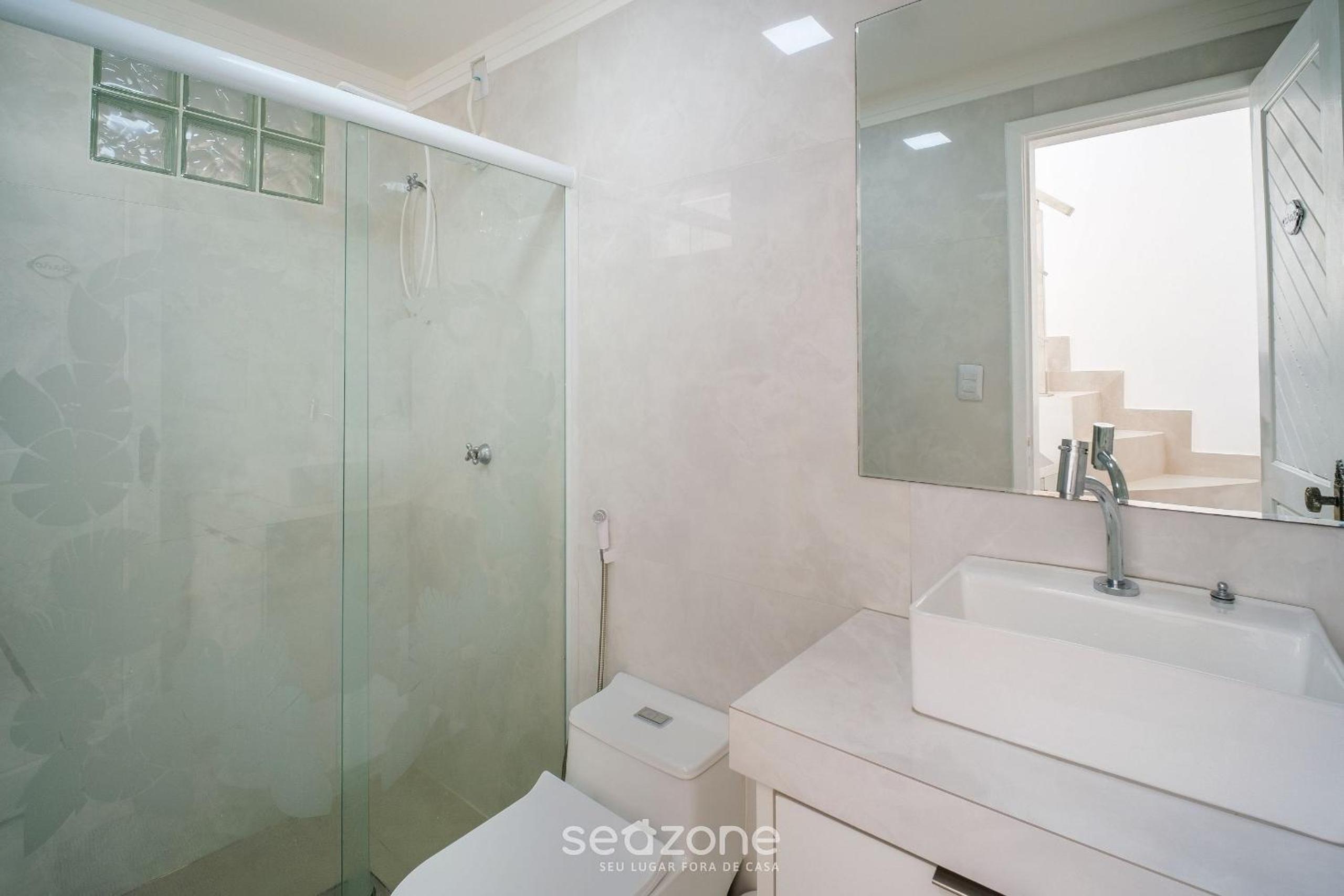 Seafront house with 2 bedr in Salvador | AVM0011