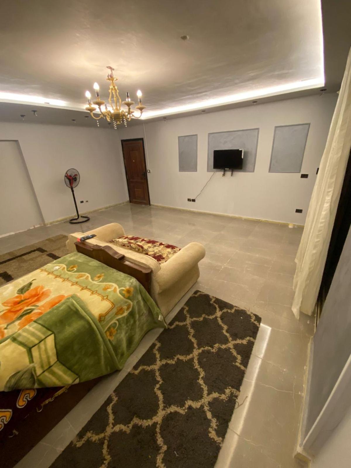 Quiet & Fully Equipped Private Room, New Cairo