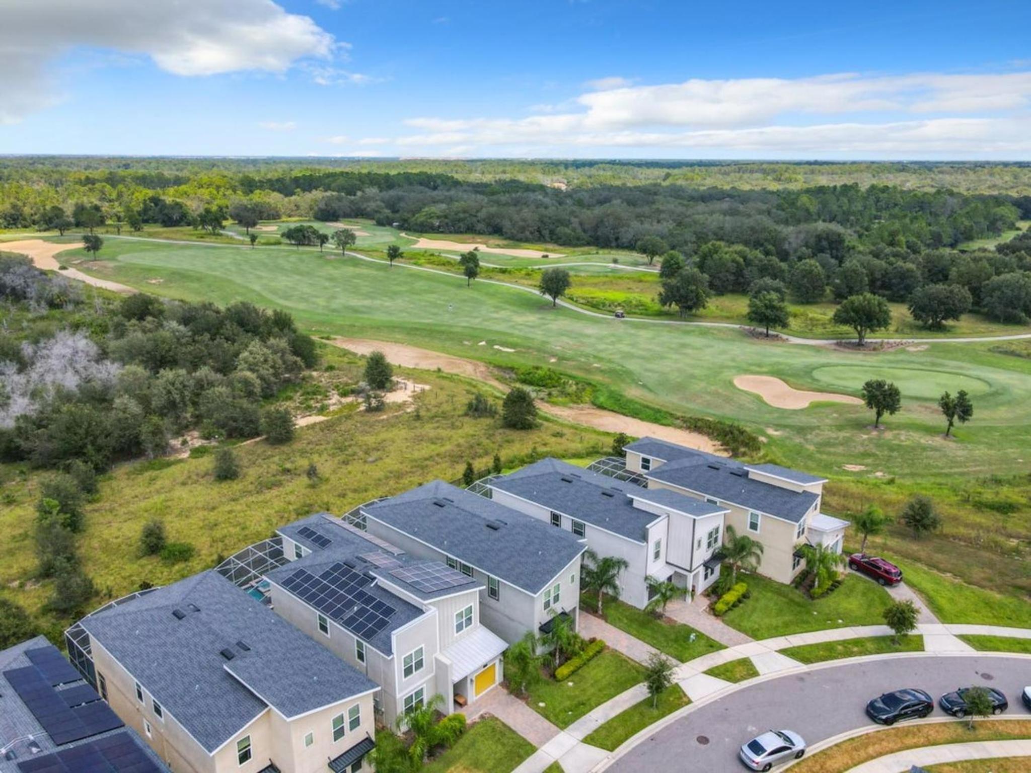 Luxury 5BR Near Disney | Pool & Golf Retreat
