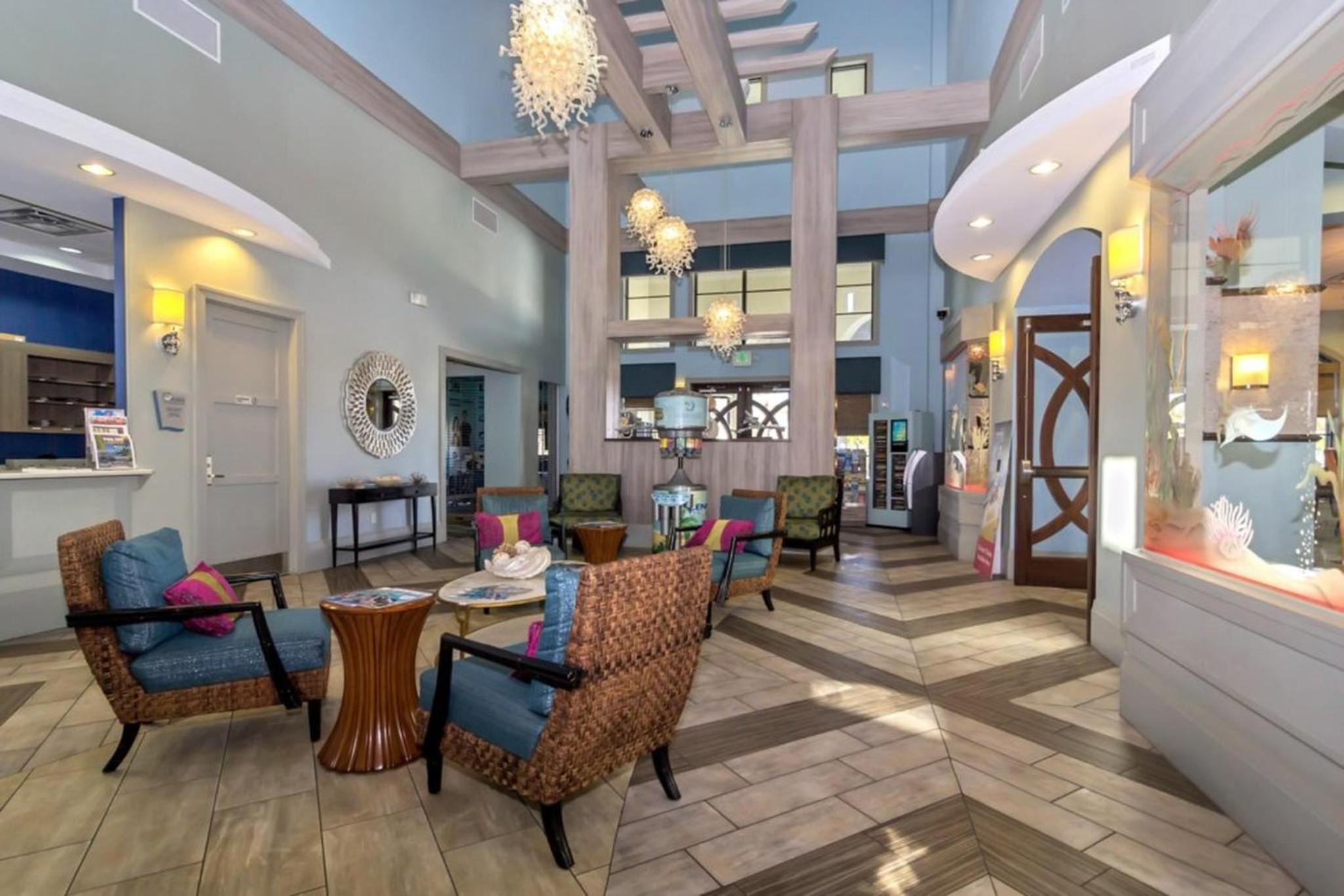 Luxury 5BR Near Disney | Pool & Golf Retreat