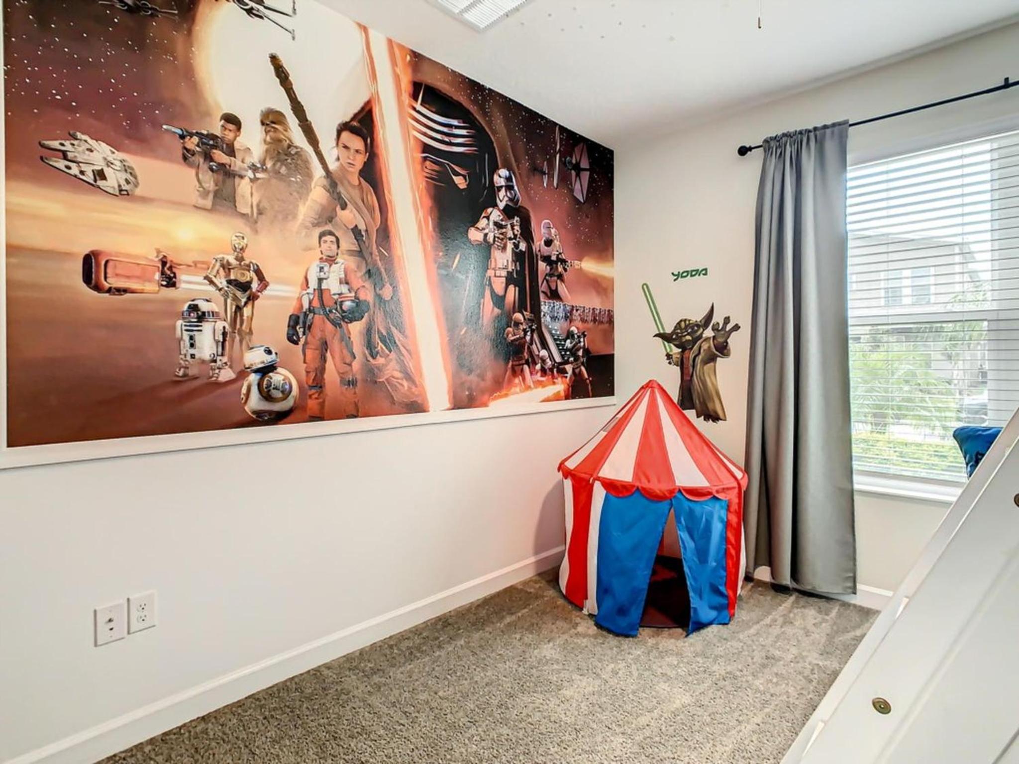 Luxury 5BR Near Disney | Pool & Golf Retreat
