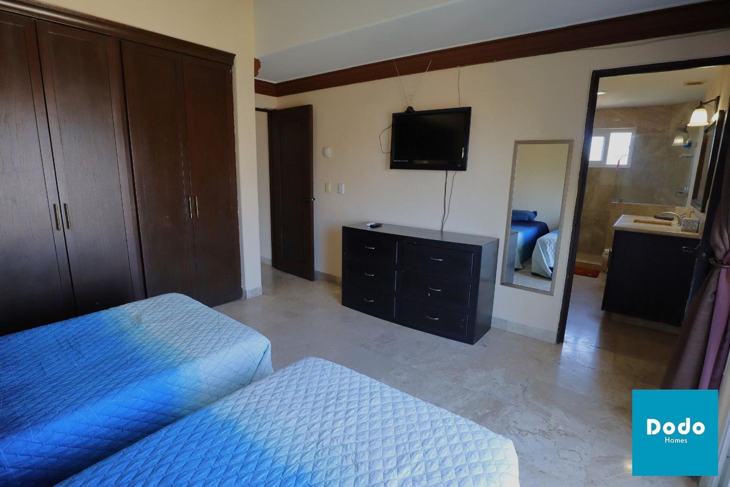 Departamentos a pie de la Marina Mazatlan