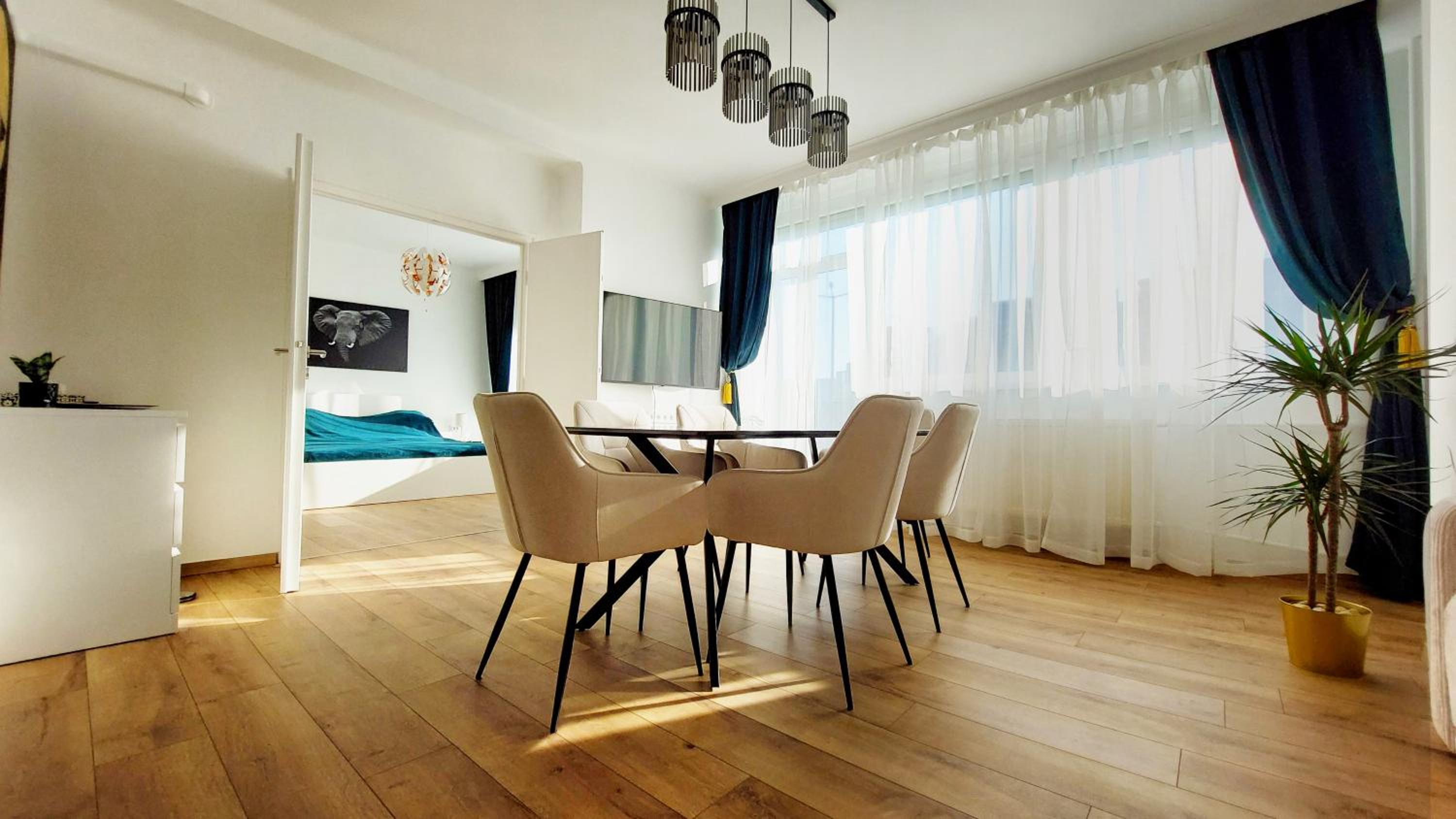 Central Station Lux Downtown Apartman