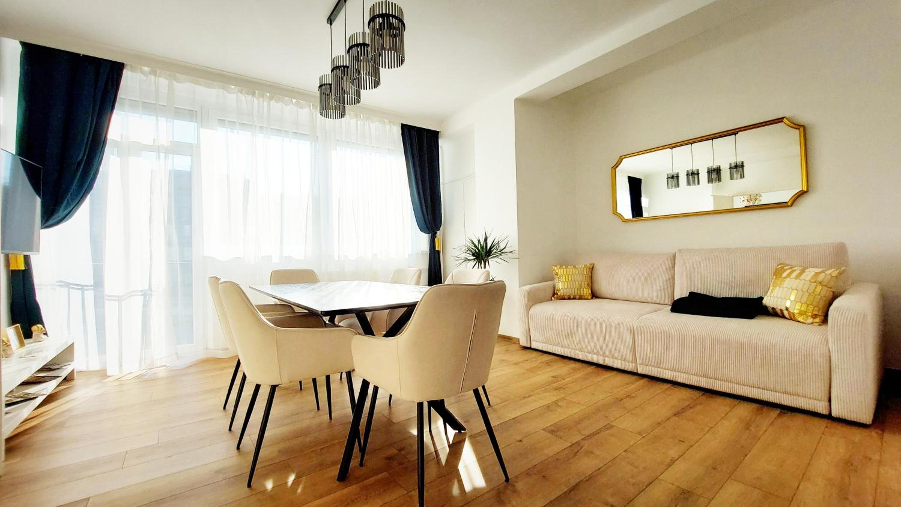 Central Station Lux Downtown Apartman
