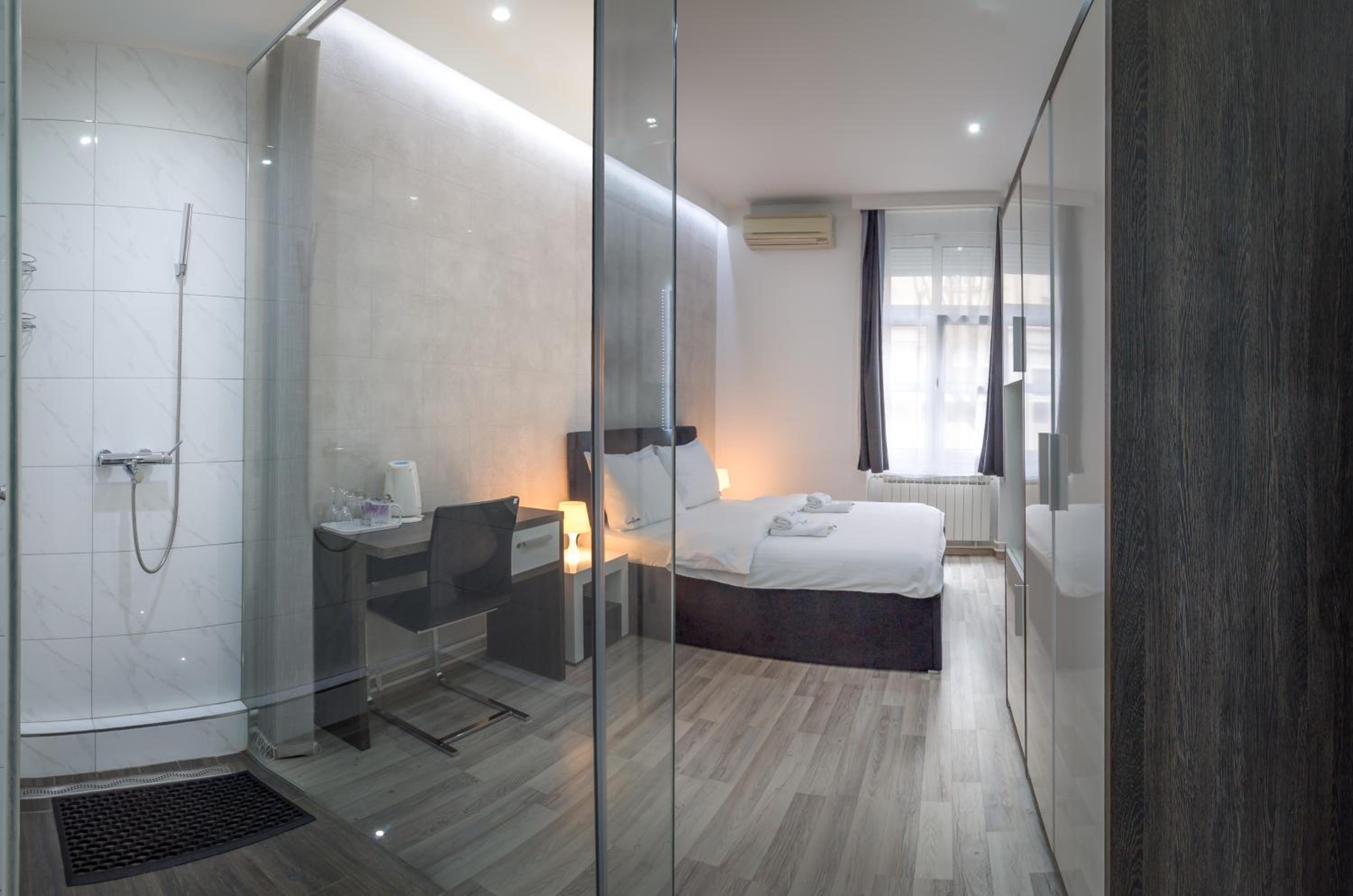 Central Park Residence