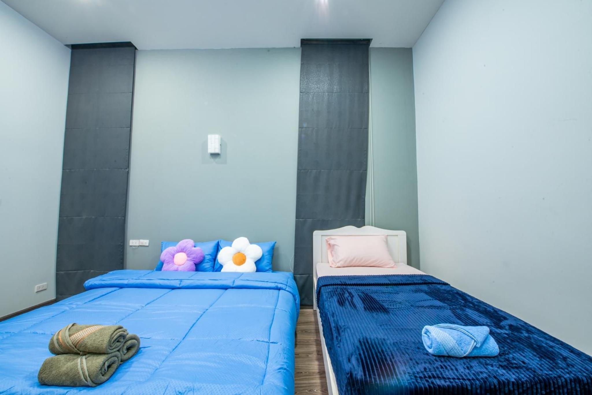Airport Pool Villa บางเสร่