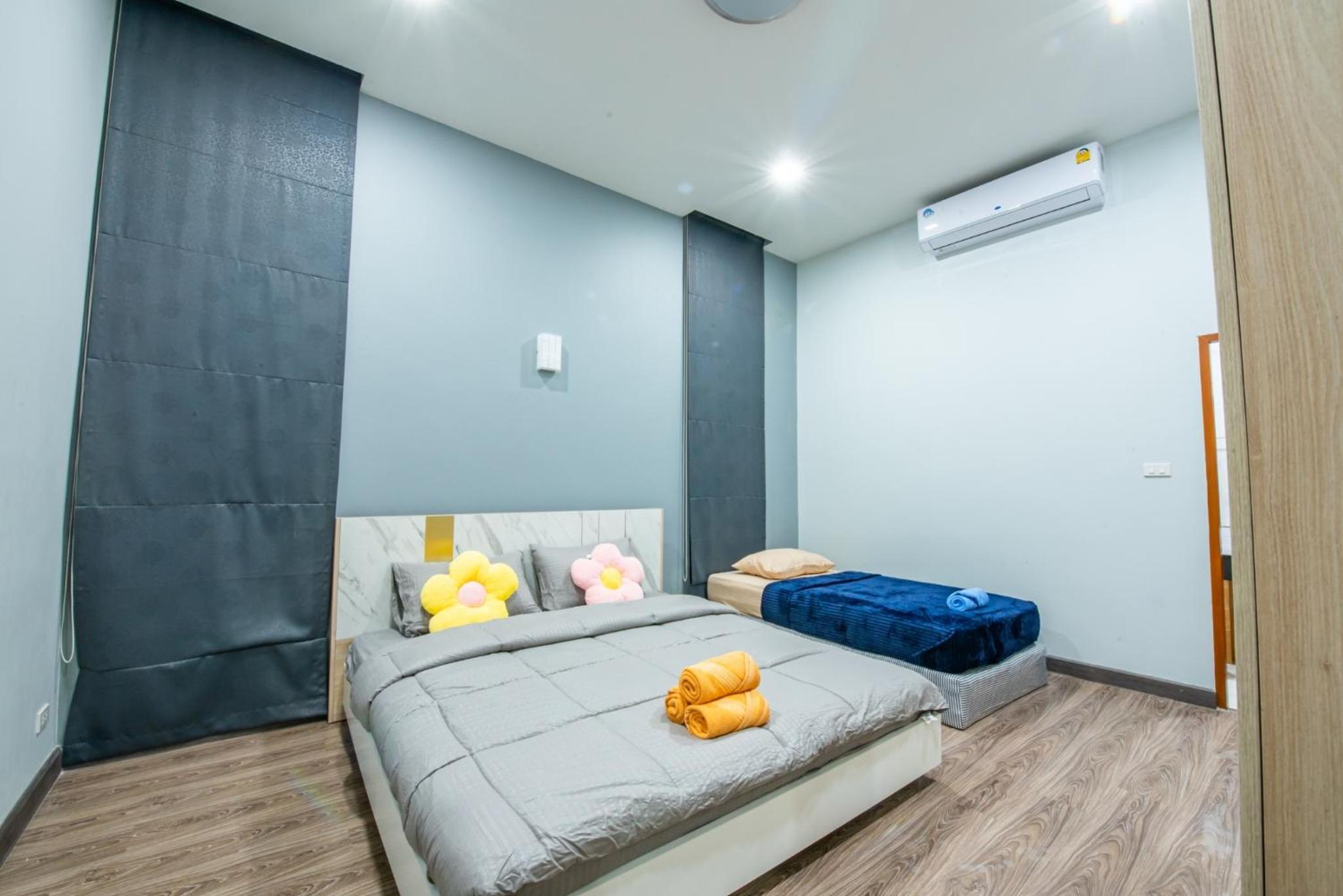 Airport Pool Villa บางเสร่