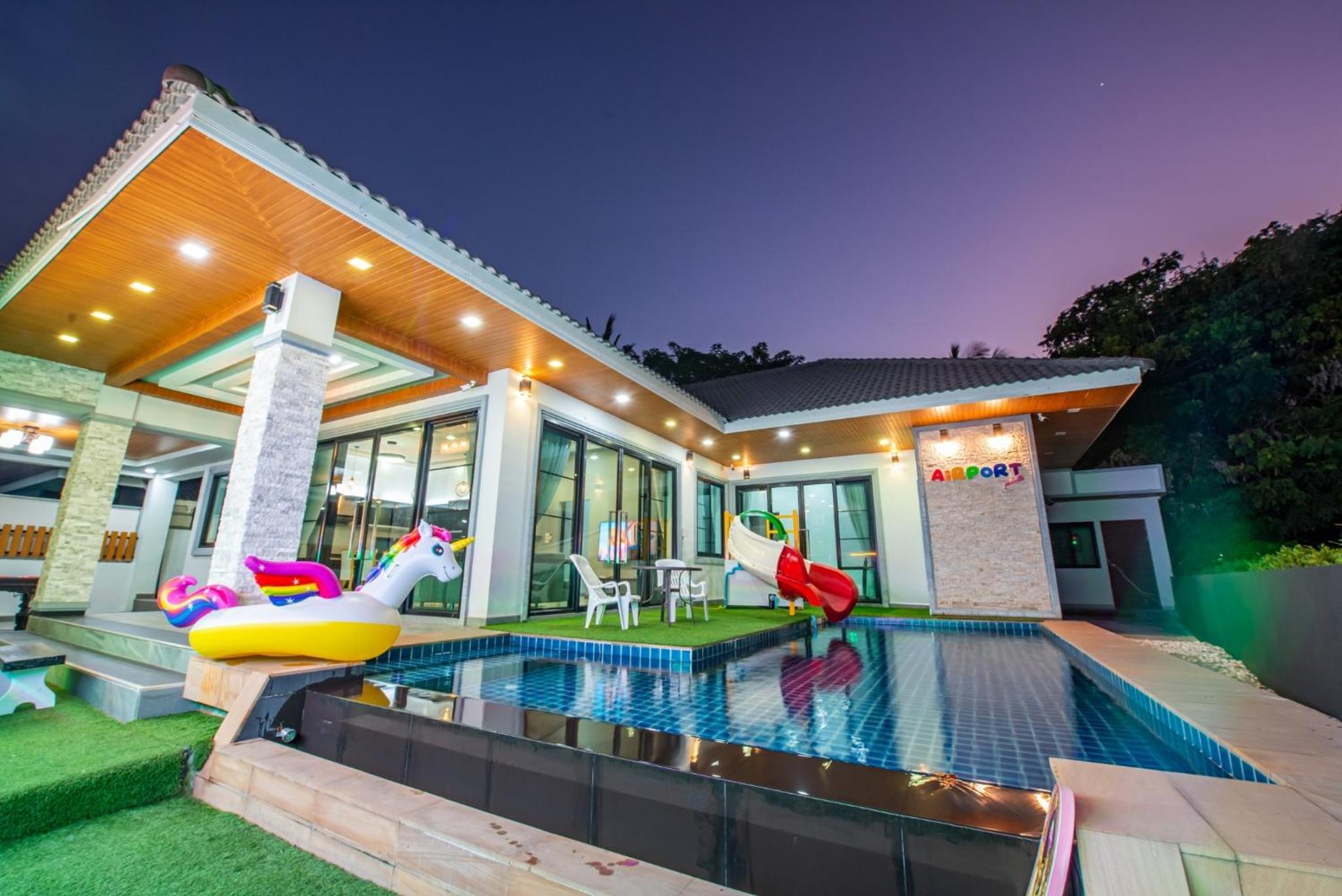 Airport Pool Villa บางเสร่