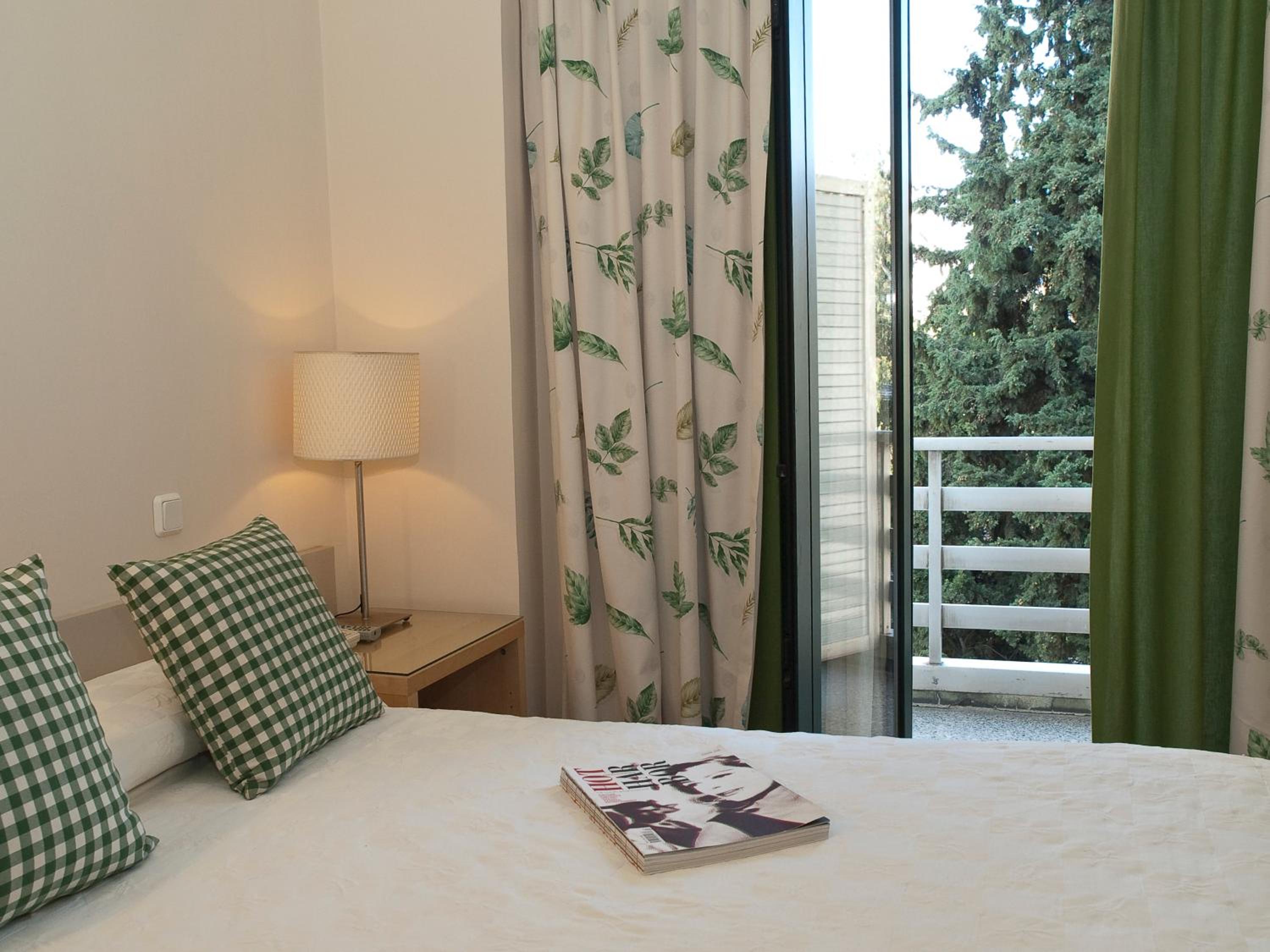 Piraeus Vacations - The Park Hotel Piraeus - Property Image 1