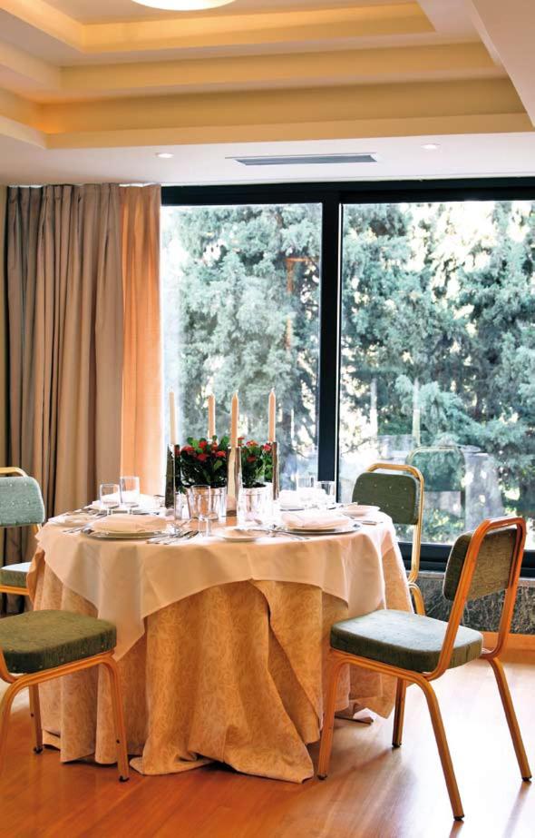 Piraeus Vacations - The Park Hotel Piraeus - Property Image 11