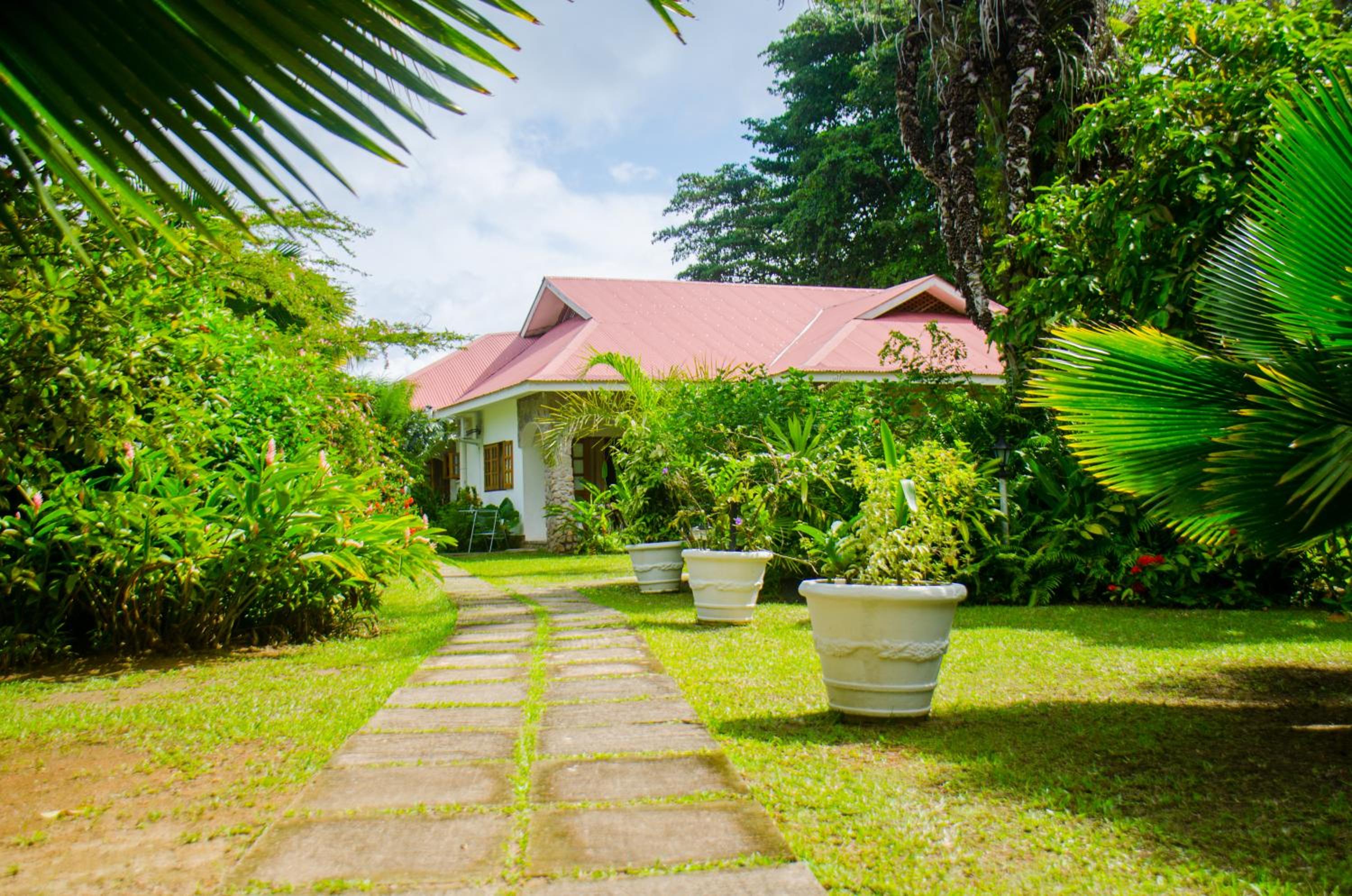 Villa Rafia