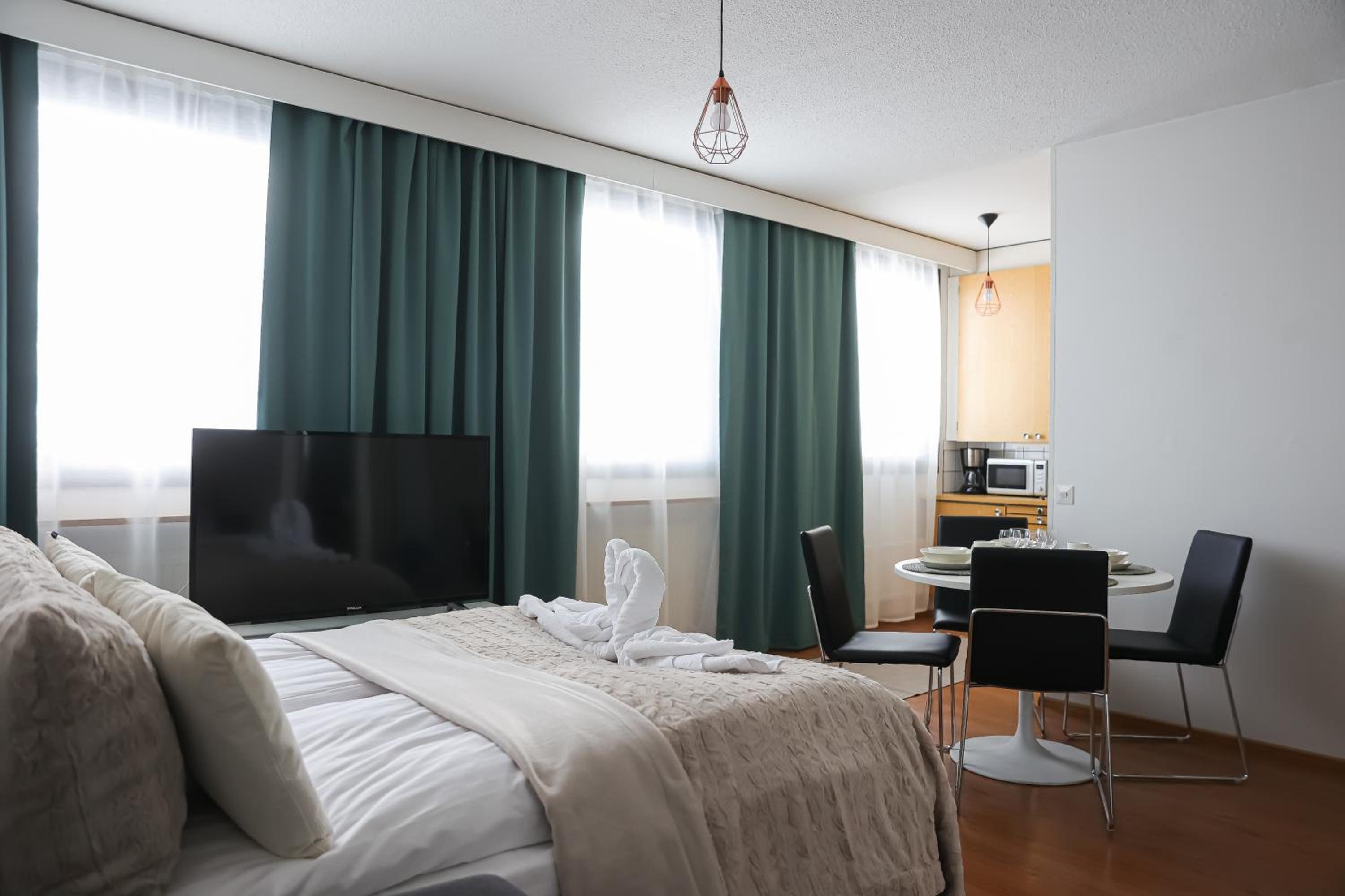 Cozy City Studio