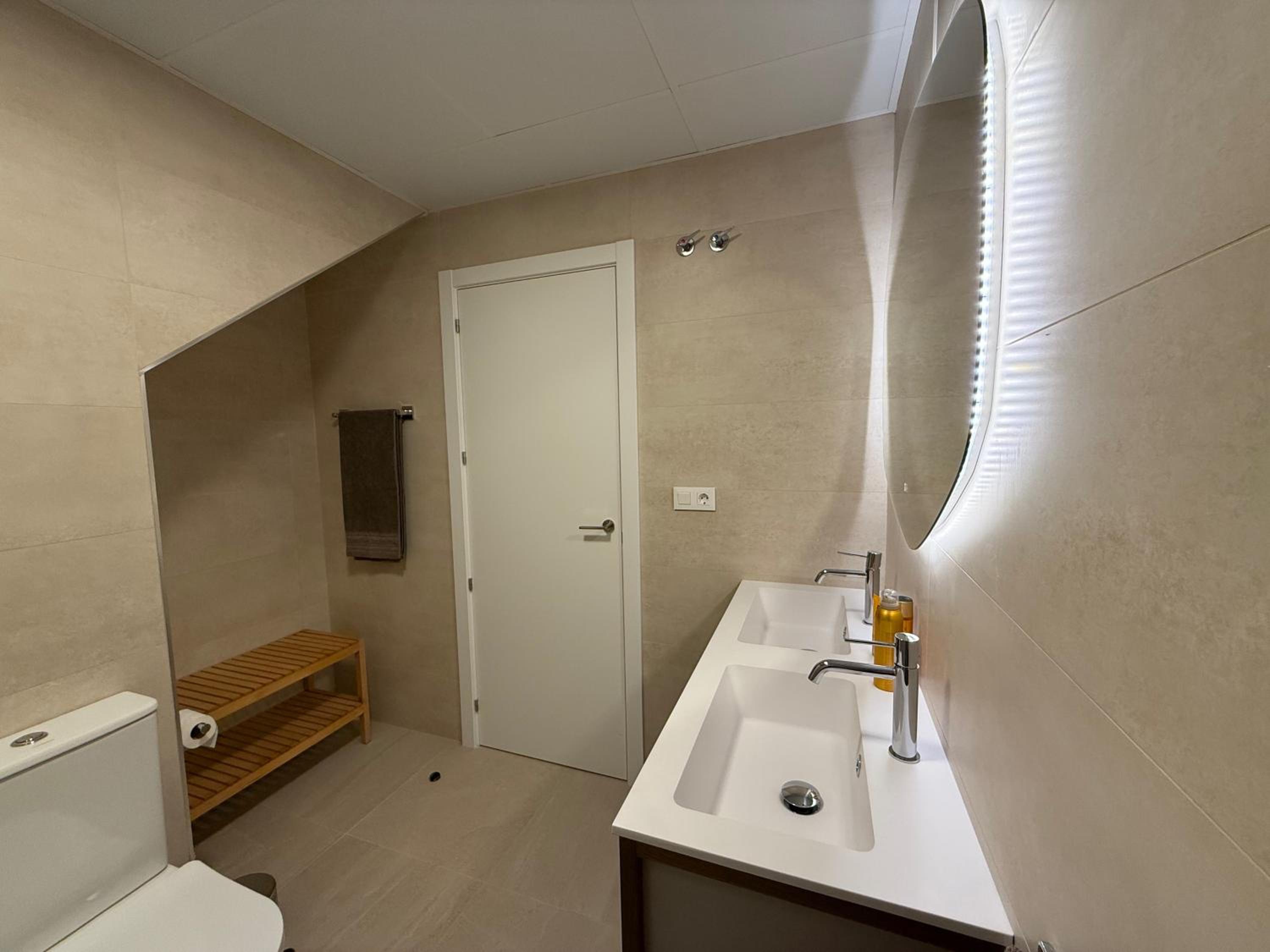 H2M Postigo Duplex terrace 2 bathrooms, Smart TV, Oven
