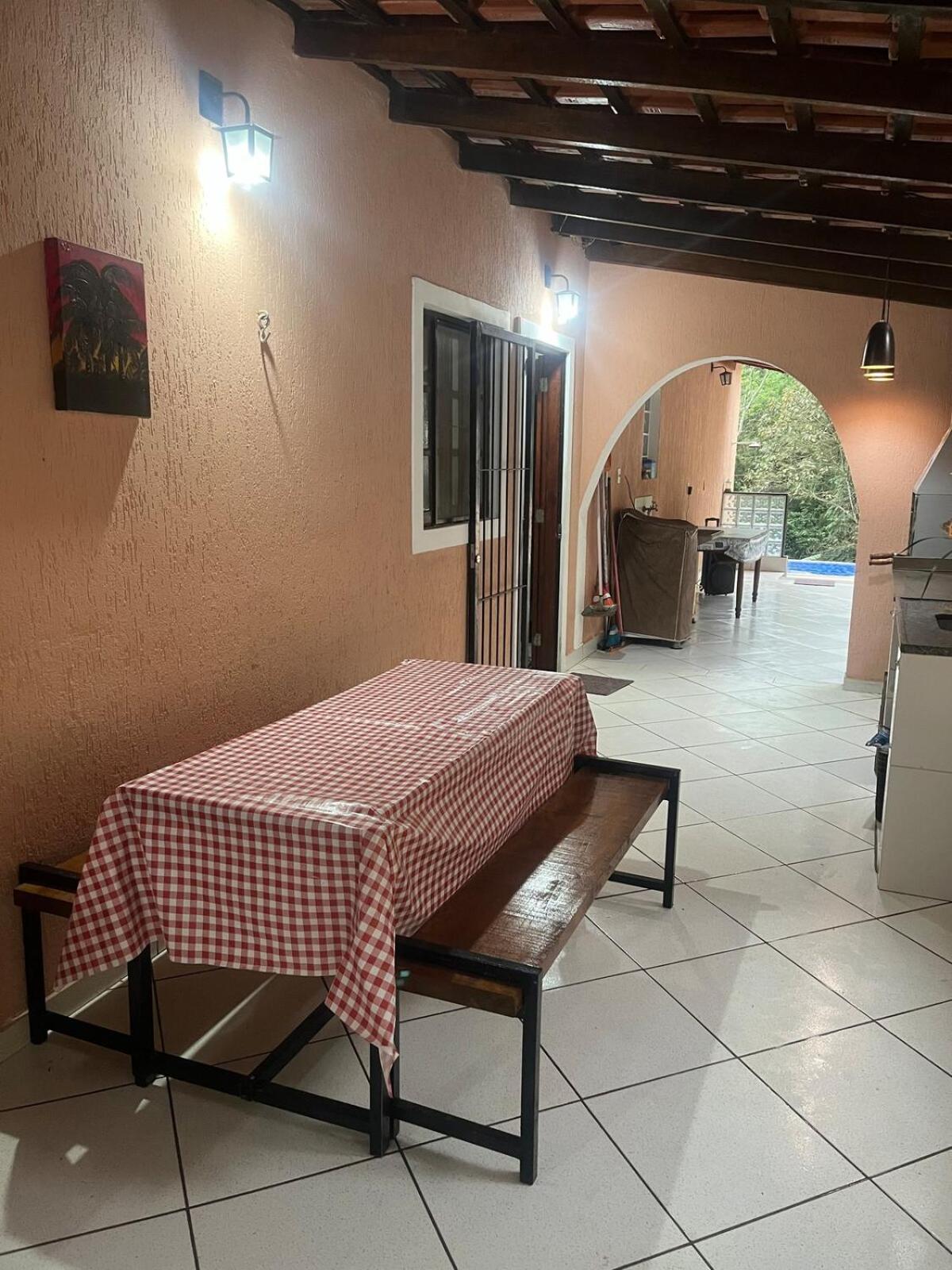 Refúgio com hidro, piscina e linda vista!