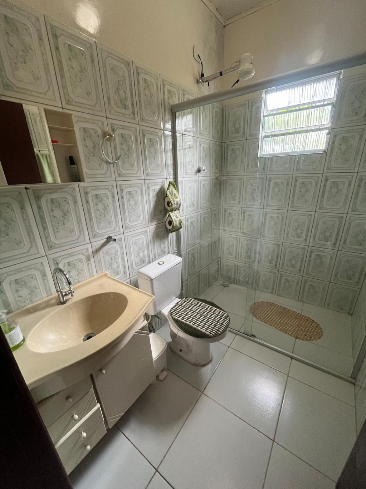 Refúgio com hidro, piscina e linda vista!