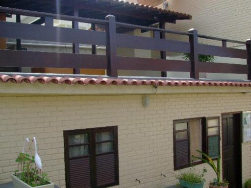 Cabo Frio - Peró - casa em condomínio com piscina e área de lazer, próximo das praias