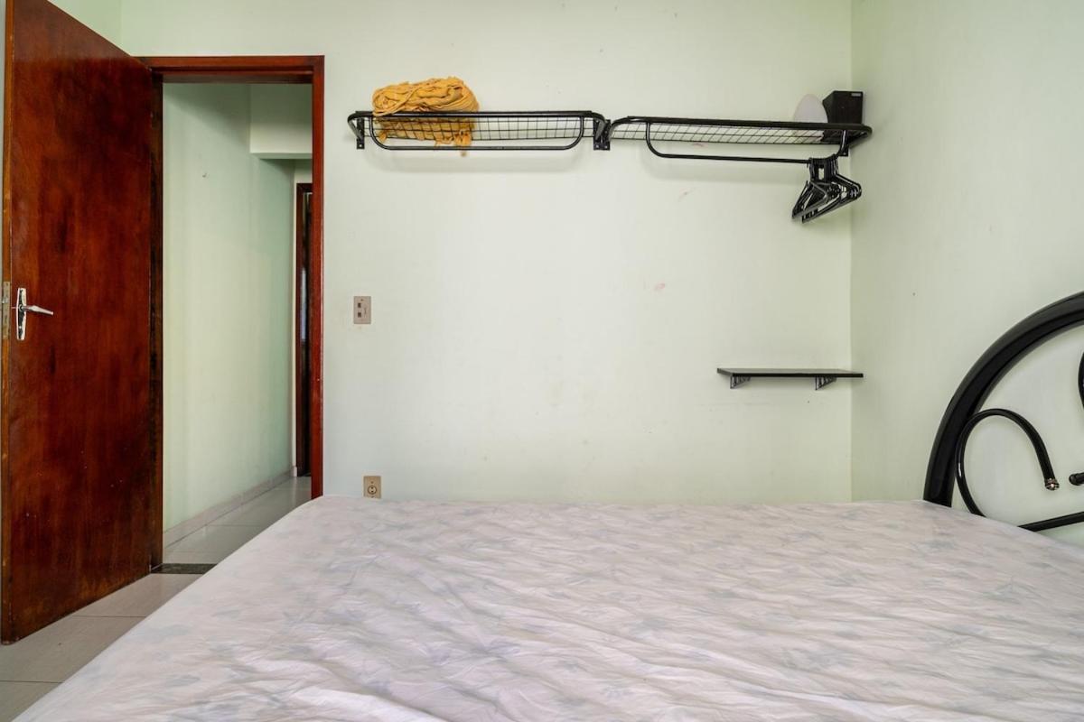 Cabo Frio - Peró - casa em condomínio com piscina e área de lazer, próximo das praias