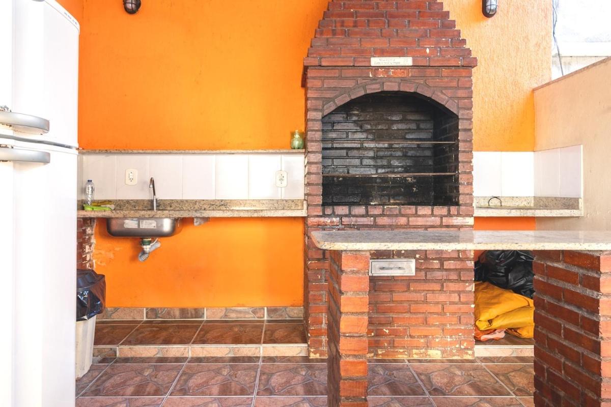 Cabo Frio - Peró - casa em condomínio com piscina e área de lazer, próximo das praias