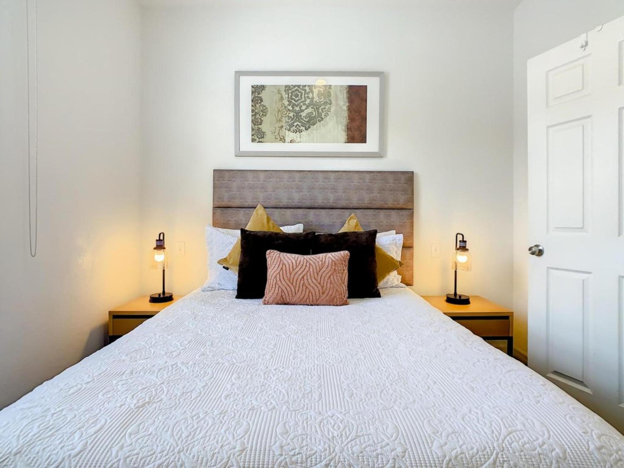 Luxury Townhome Near Disney w/ Resort Amenities