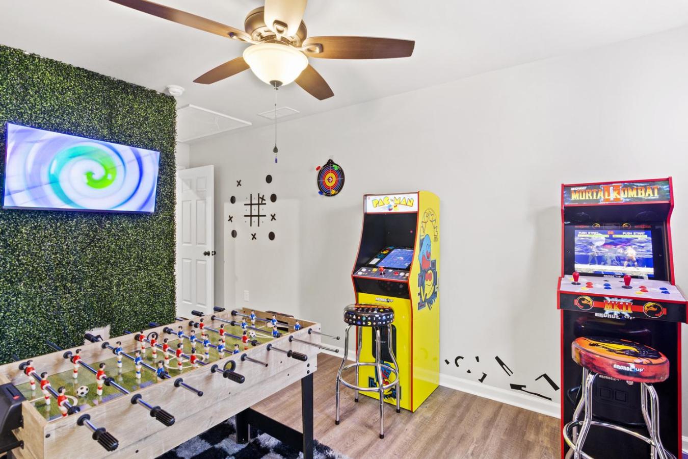 13 mins to Downtown & Stadium - Game Room - Game Day