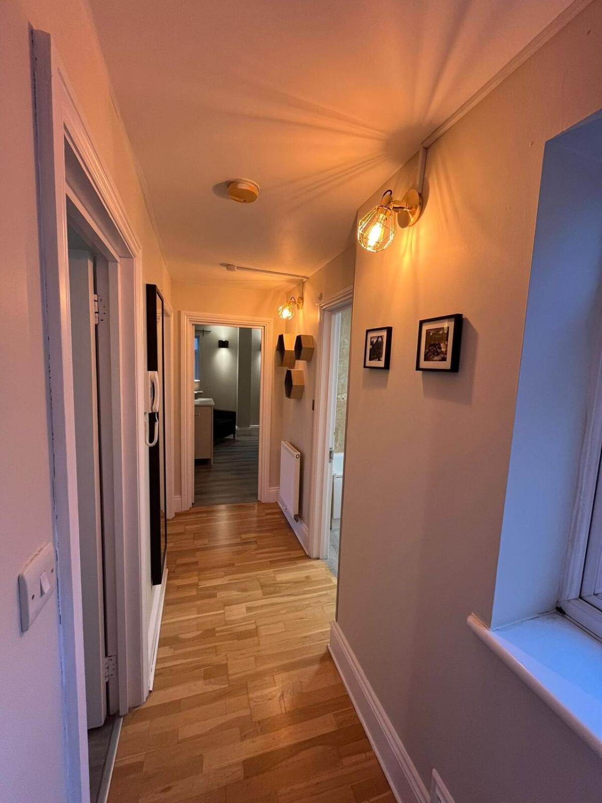 Spacious 2 Bedroom Apartment