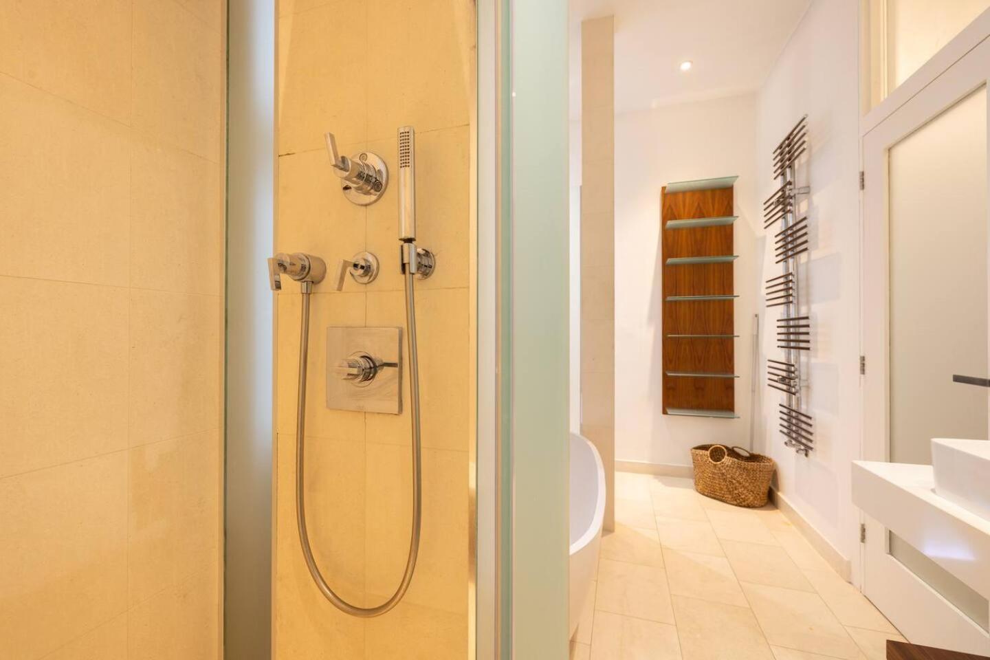 Luxury one bed flat - South Kensington