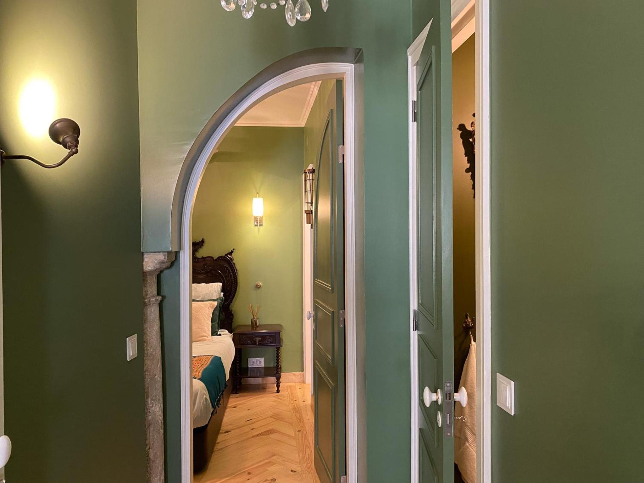 Modern Belle Epoque Suites & Luxury Duplex