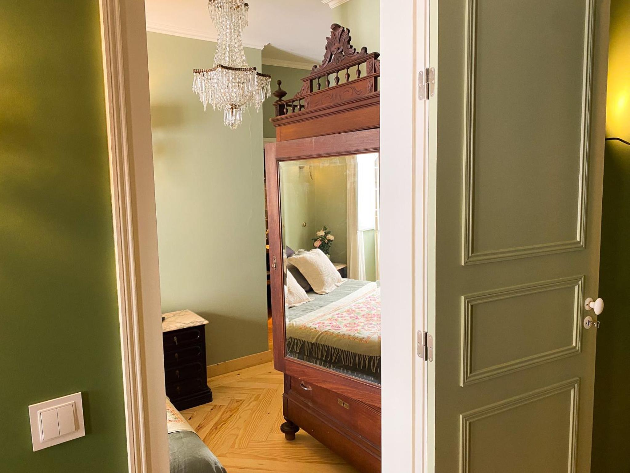 Modern Belle Epoque Suites & Luxury Duplex