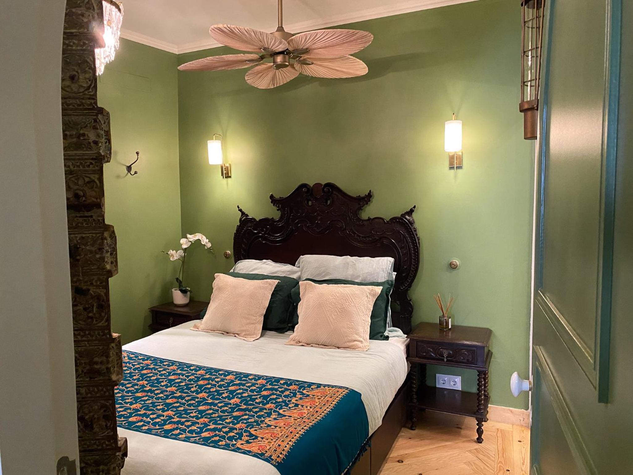 Modern Belle Epoque Suites & Luxury Duplex