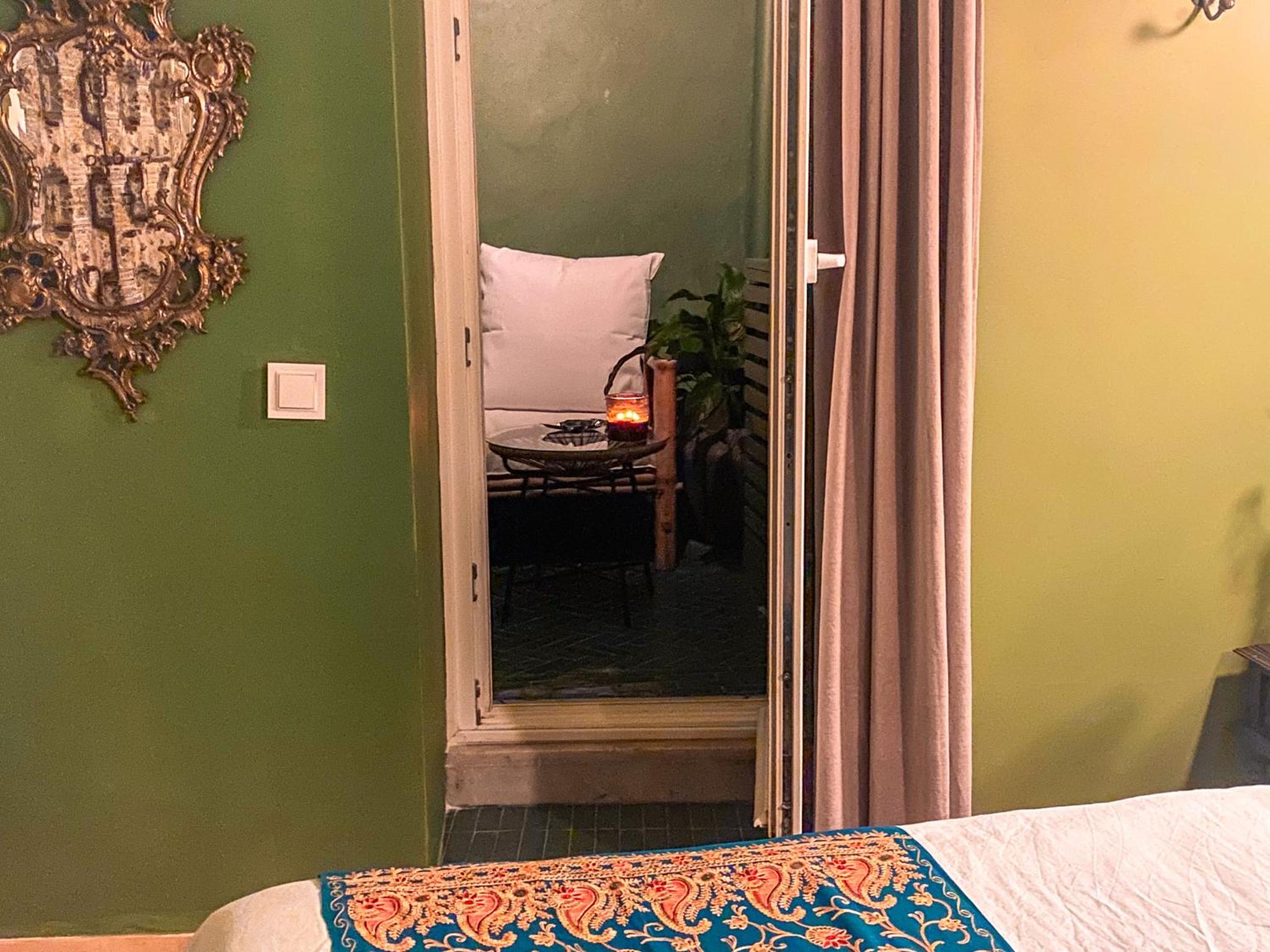 Modern Belle Epoque Suites & Luxury Duplex