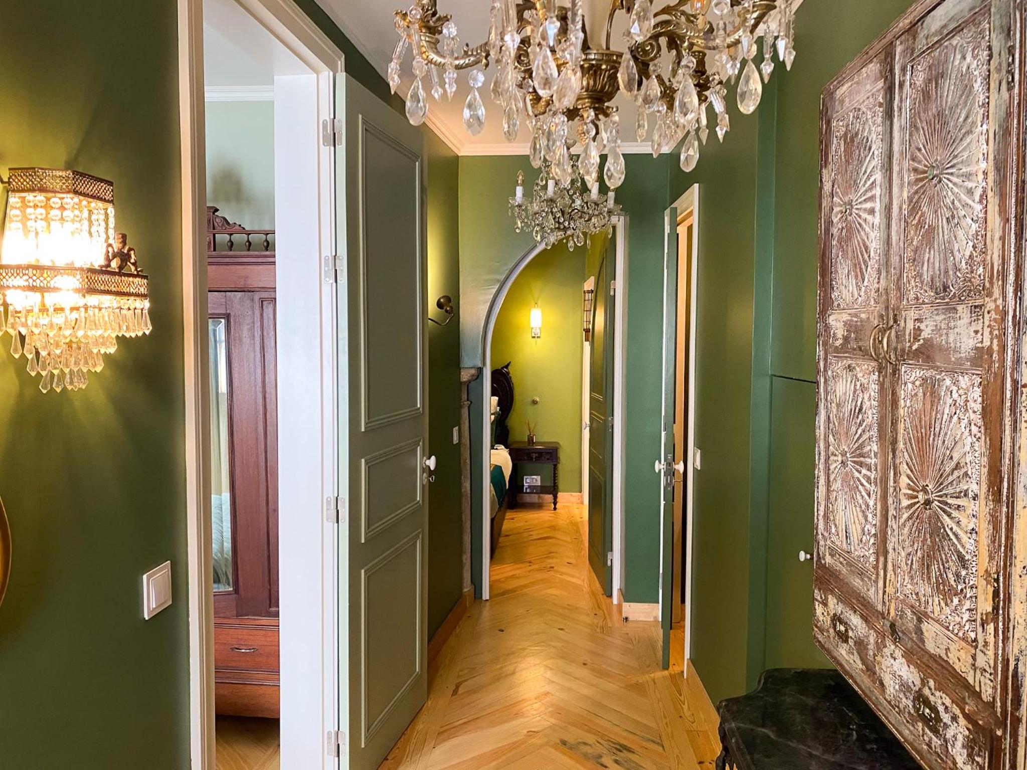 Modern Belle Epoque Suites & Luxury Duplex