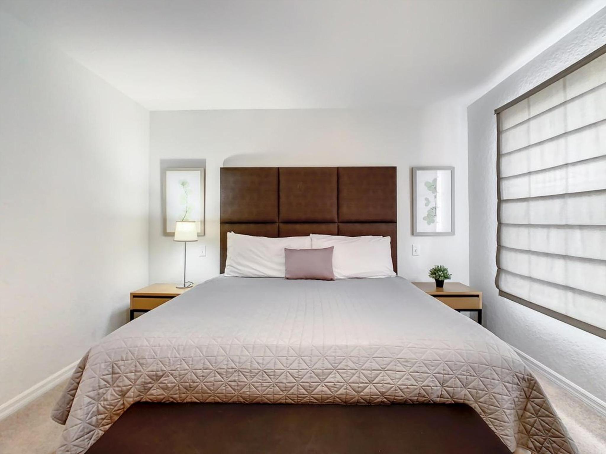 Regal Oaks Getaway: Resort Living Near Disney
