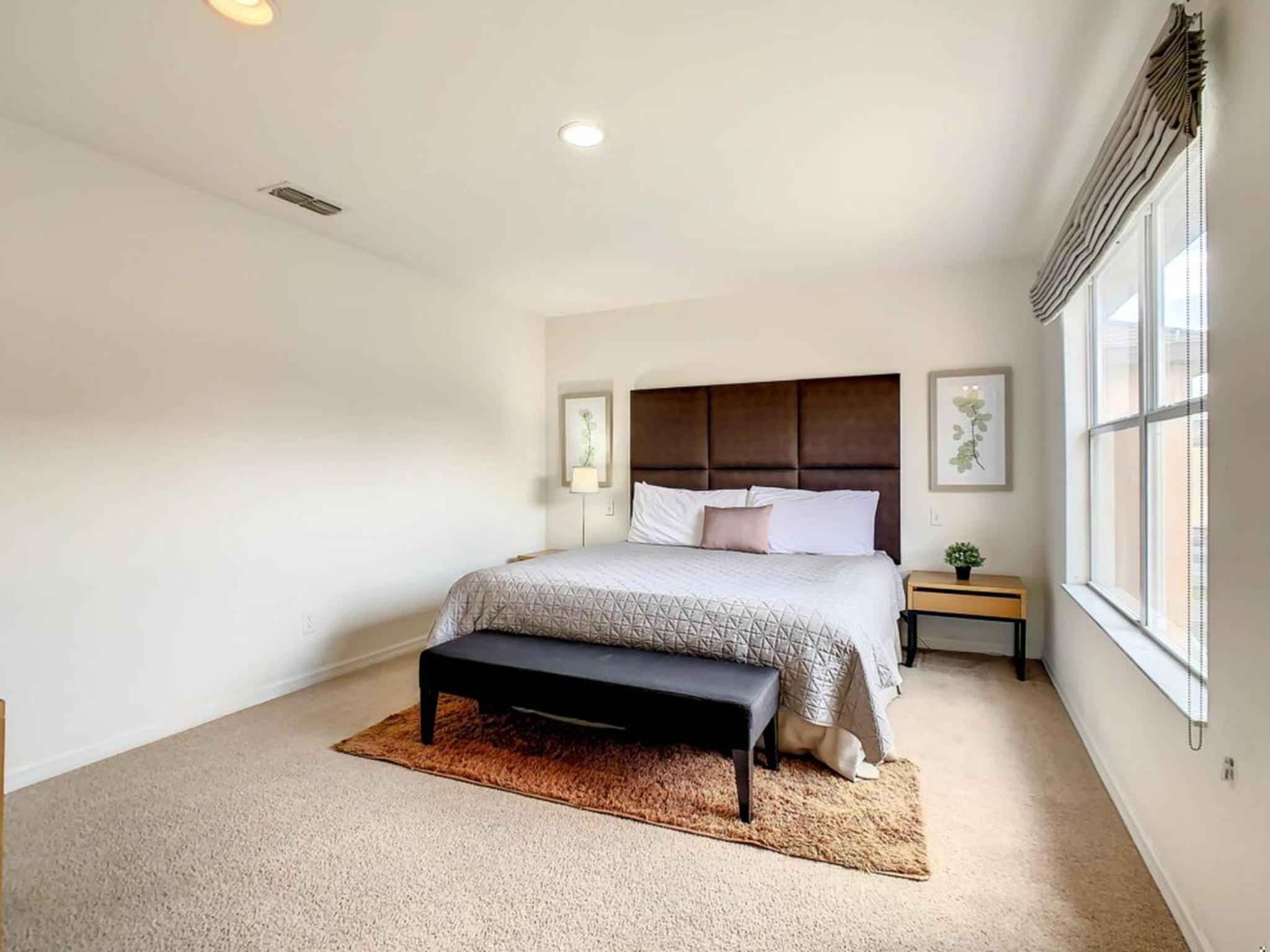 Regal Oaks Getaway: Resort Living Near Disney