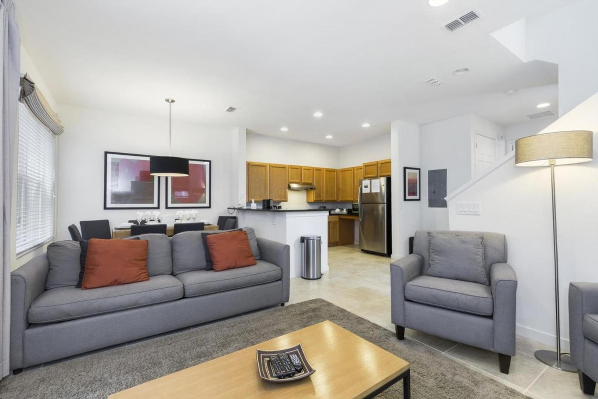 Regal Oaks Retreat: Pool, Hot Tub & Near Disney