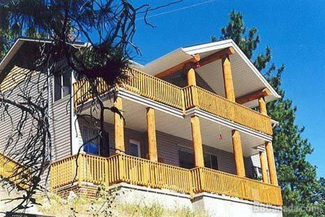 PineWood Guesthouse