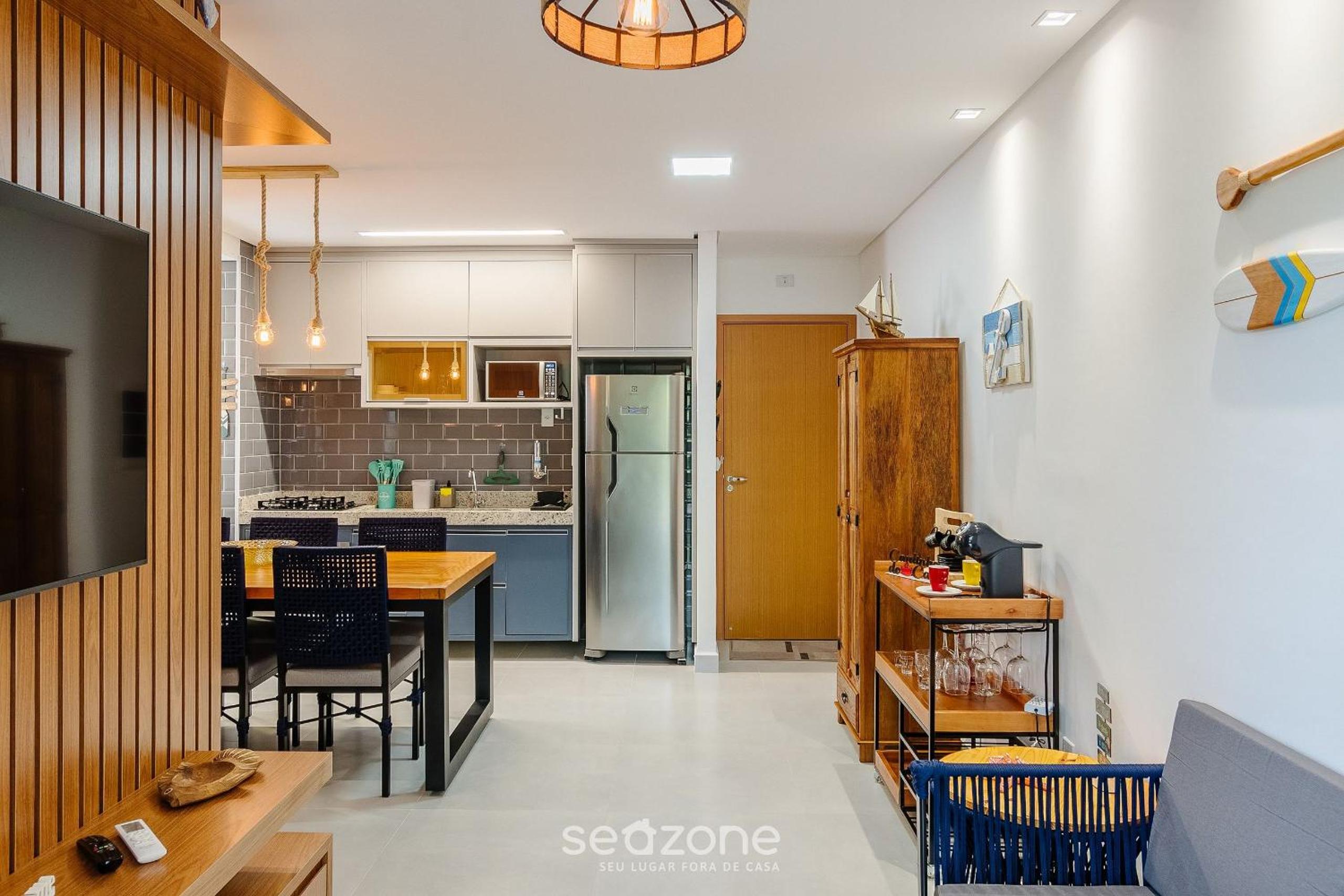 Apt with BBQ 500m from the Beach IRE0022