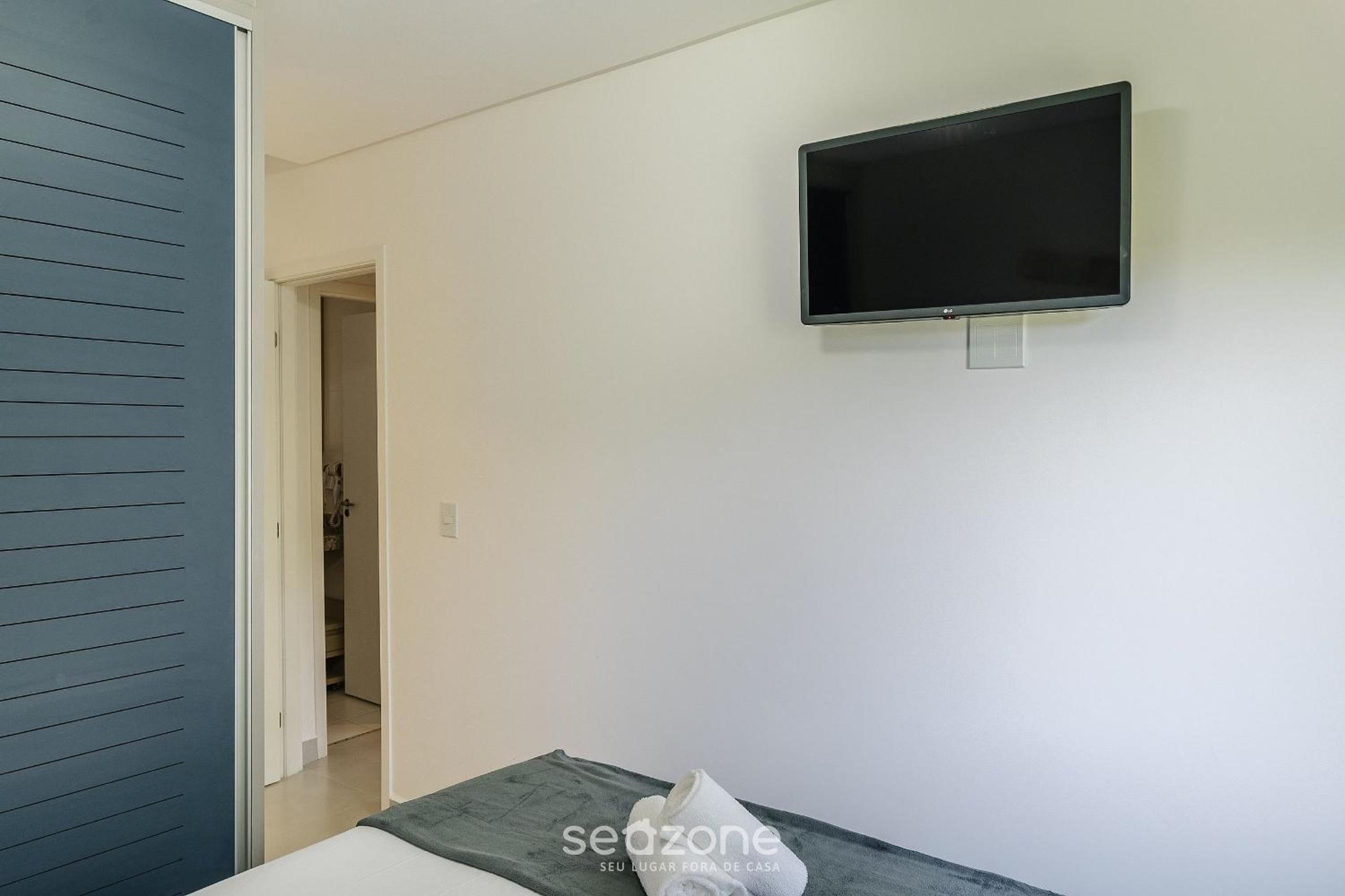 Apt with BBQ 500m from the Beach IRE0022