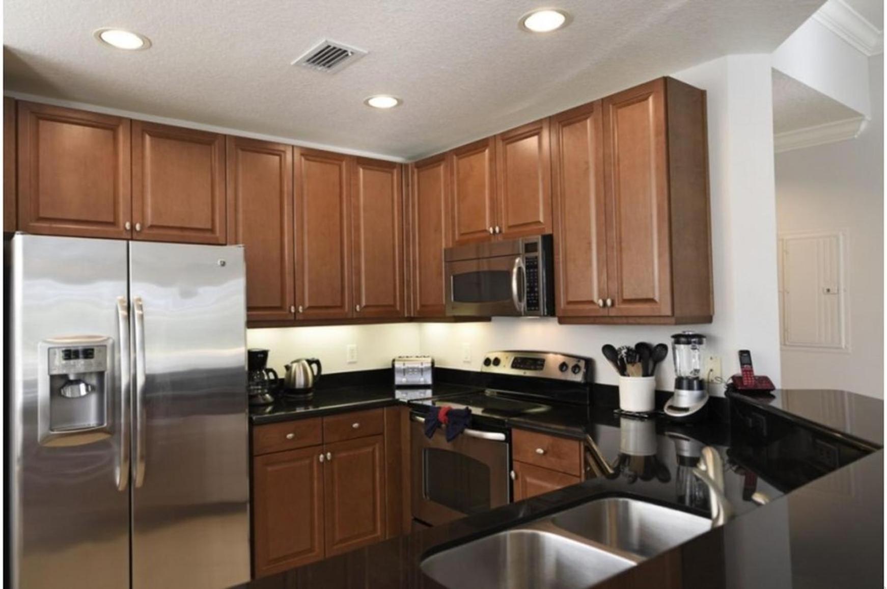 Reunion Resort Escape: 3BR, Balcony, Near Disney