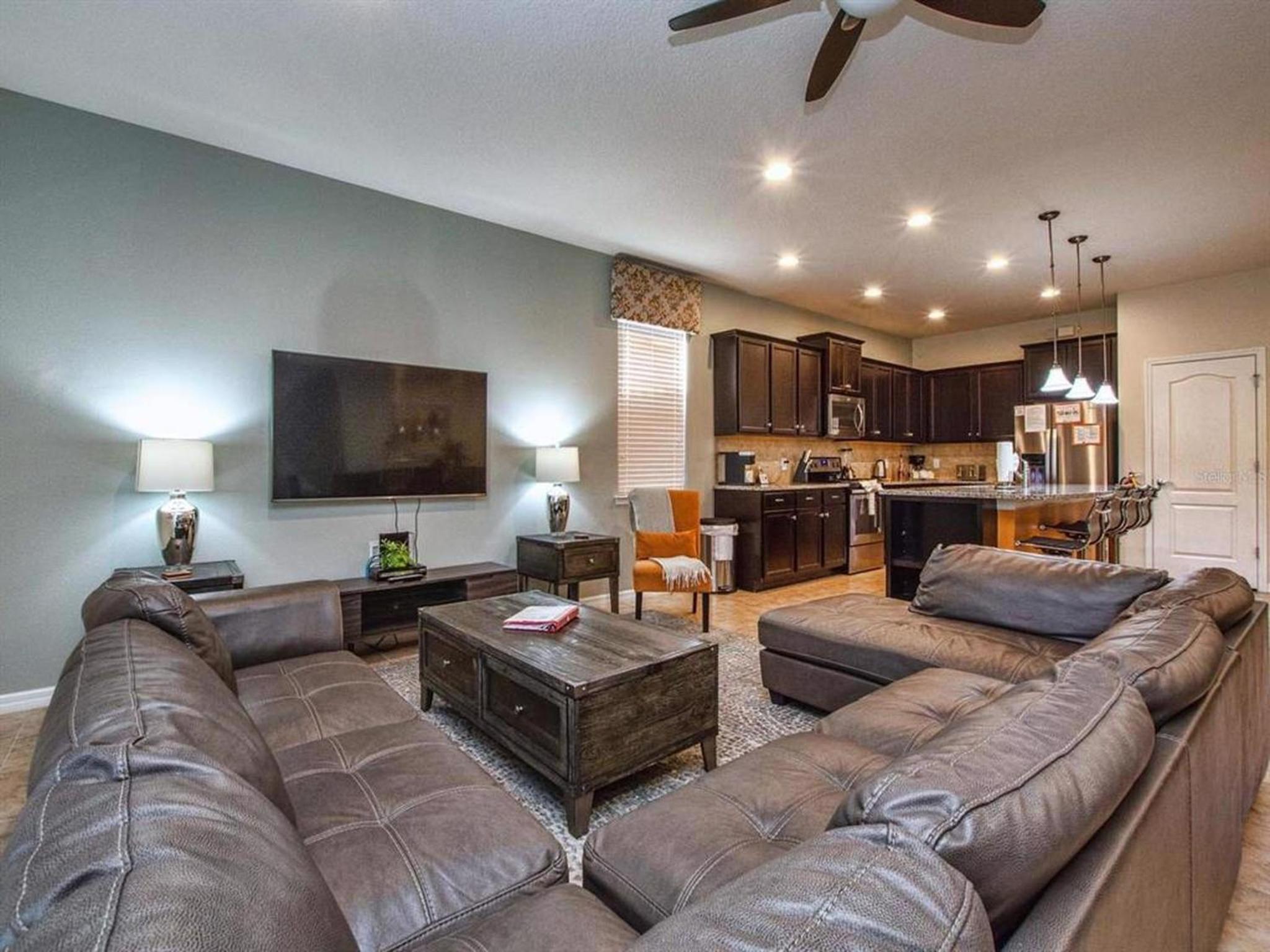 Spacious 8BR Villa w/ Pool & Resort Amenities